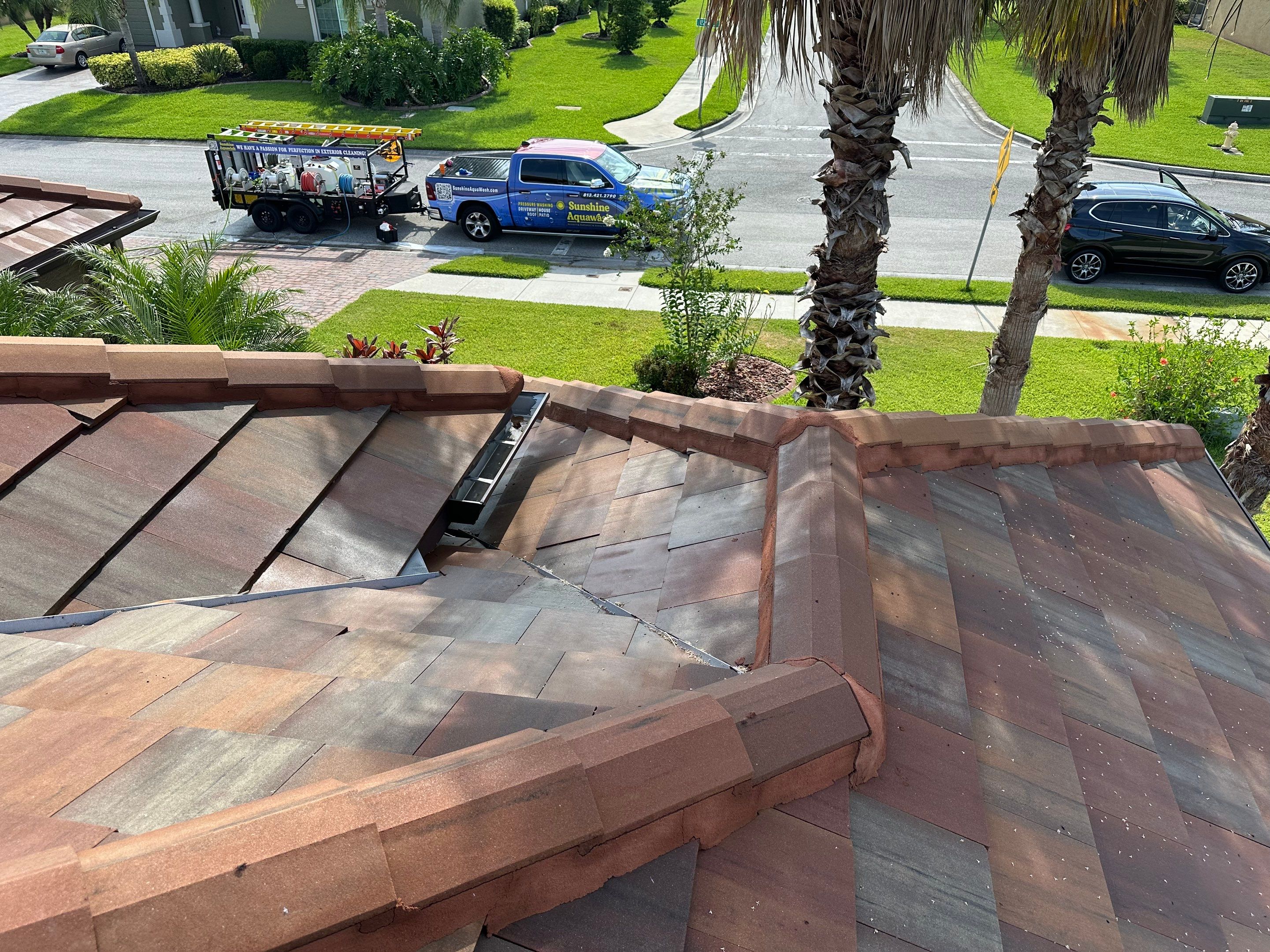 🏡 Tile Roof Cleaning – Gamble Creek Estates, Parrish, FL by Sunshine AquaWash