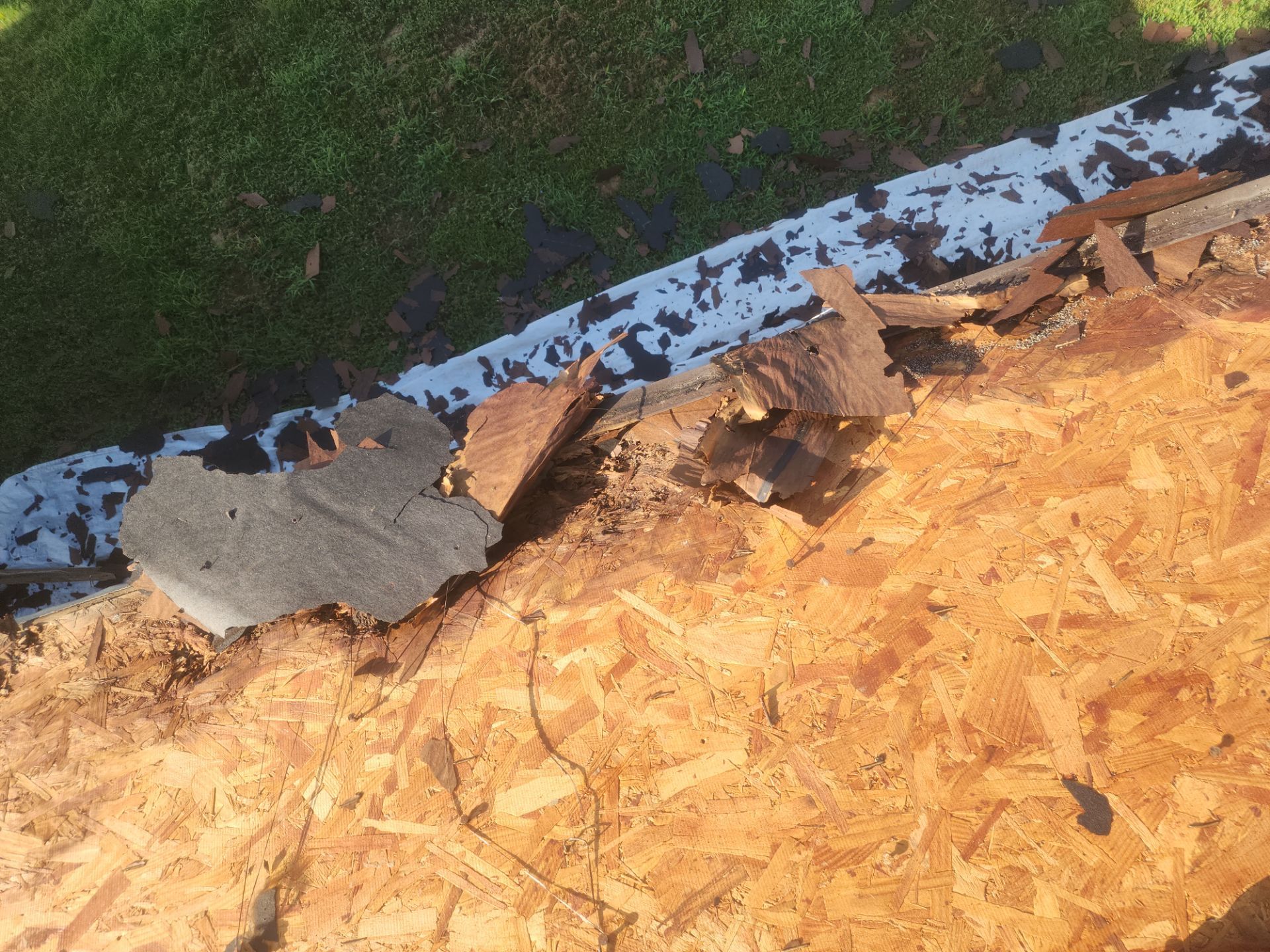 Residential Roofing Installation using Owen's Corning Duration (Lifetime) Shingles by Roof Repair Company