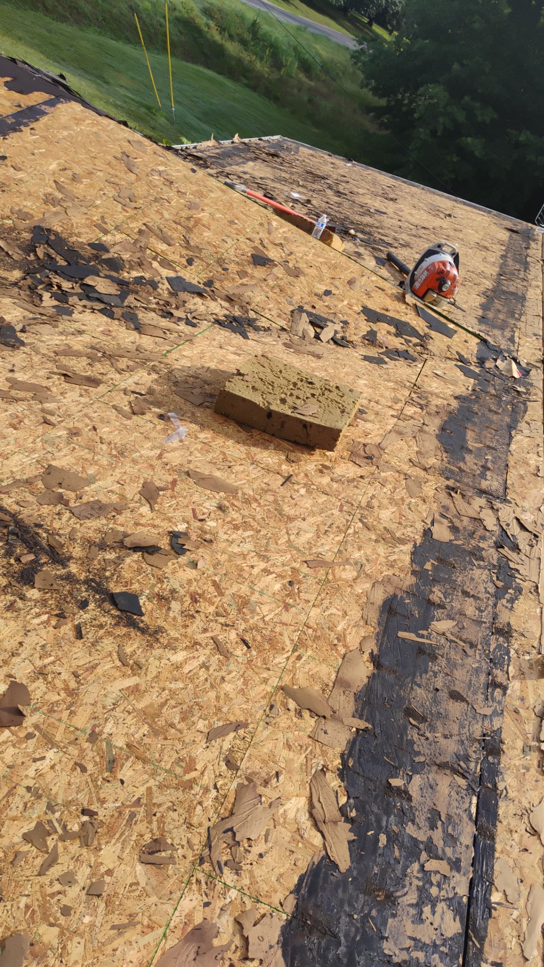 Taylor Roof by BROCK BUILDERS 