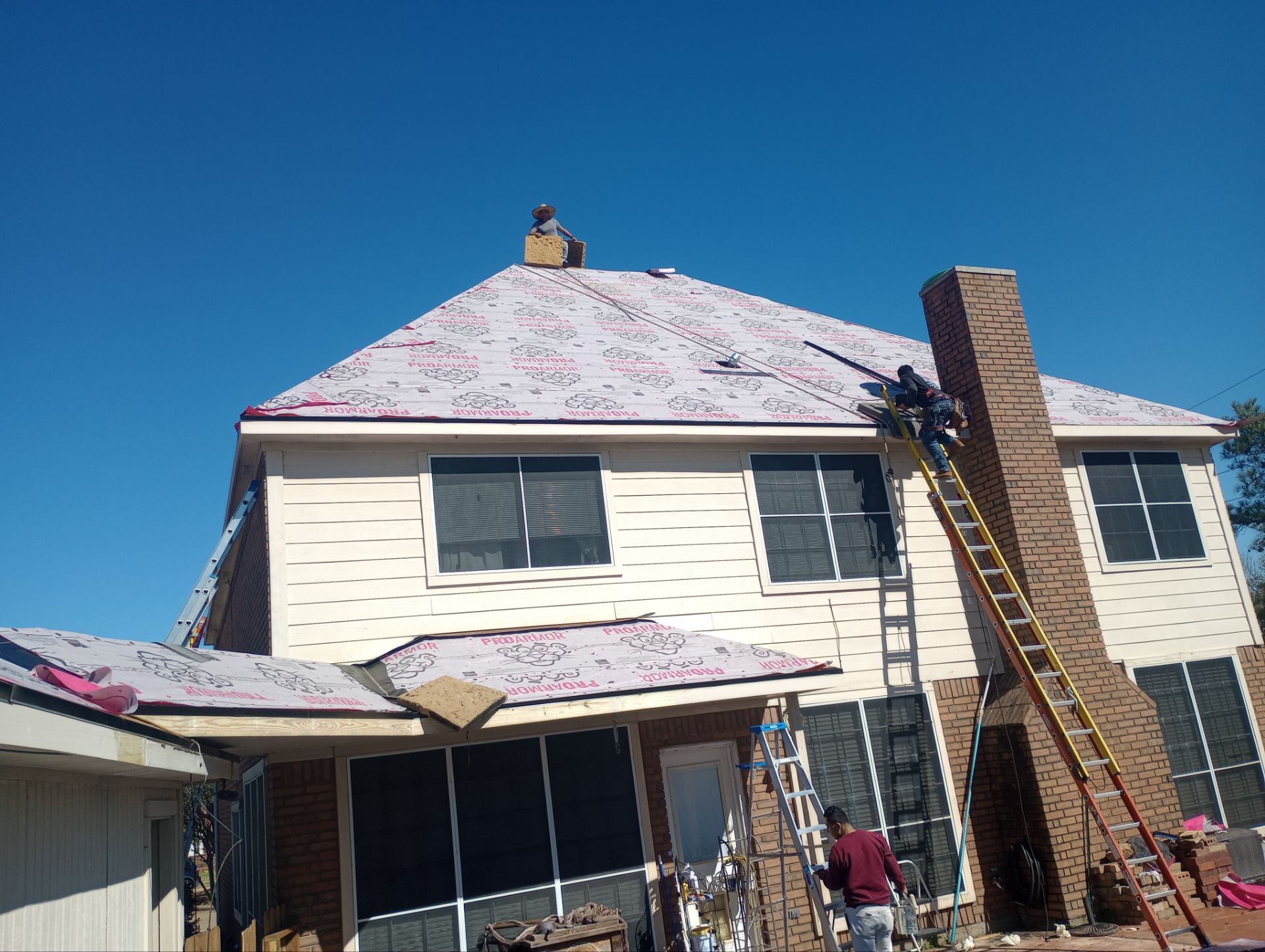 Residential Roofing Installation using Owen's Corning Duration (Lifetime) Shingles by Roof Repair Company
