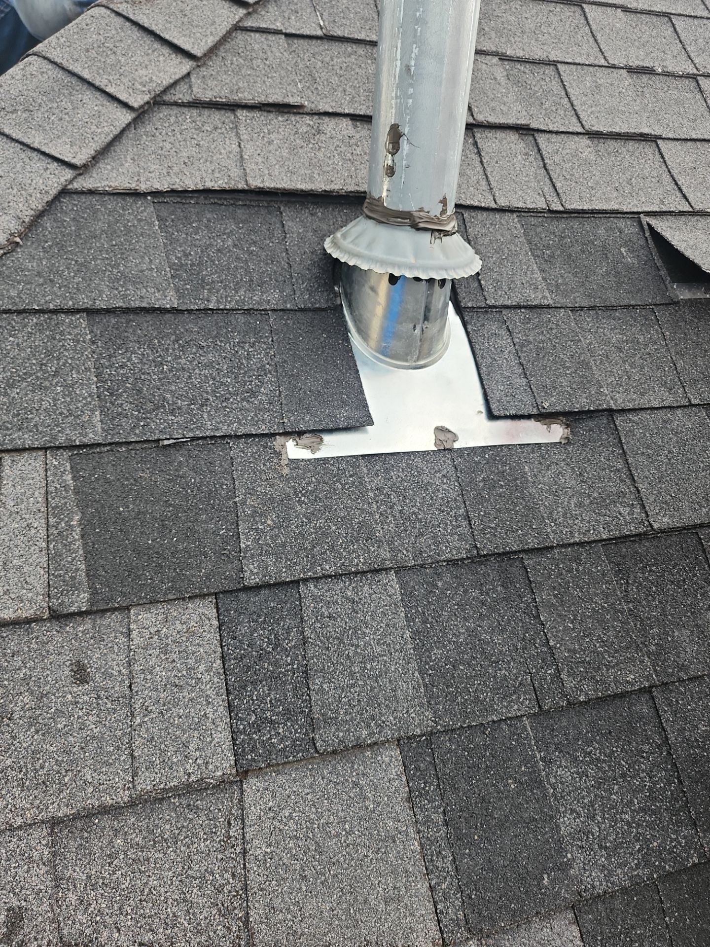 Hail Damage using Owen's Corning Duration (Lifetime) Shingles by Roof Repair Company