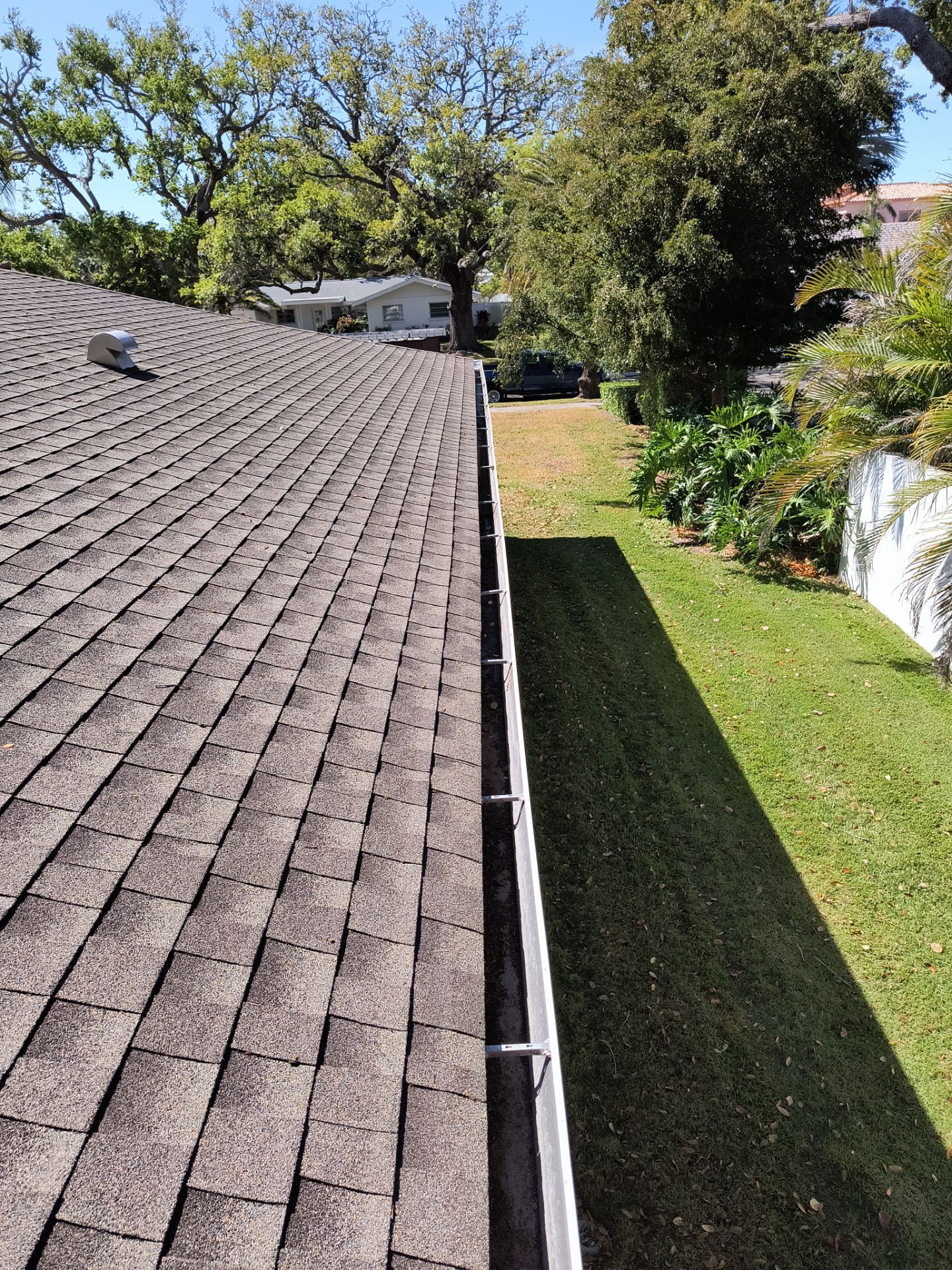Leaf Guard using Gutter Guards in Sarasota FL by Gutter Professors