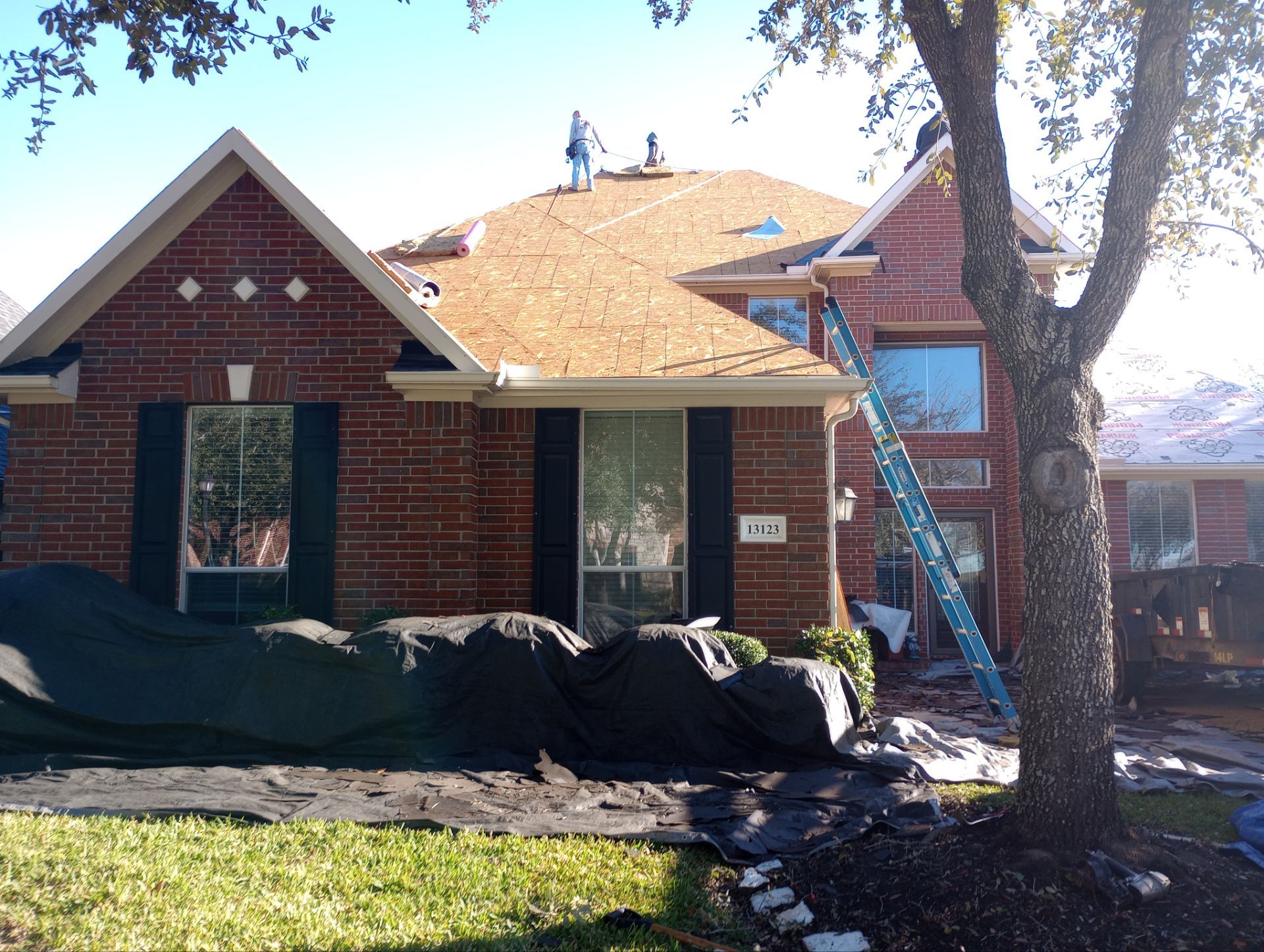 Residential Roofing Installation using Owen's Corning Duration (Lifetime) Shingles by Roof Repair Company
