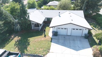 Residential Shingle Roof Replacement and Ventilation Upgrade in Richland