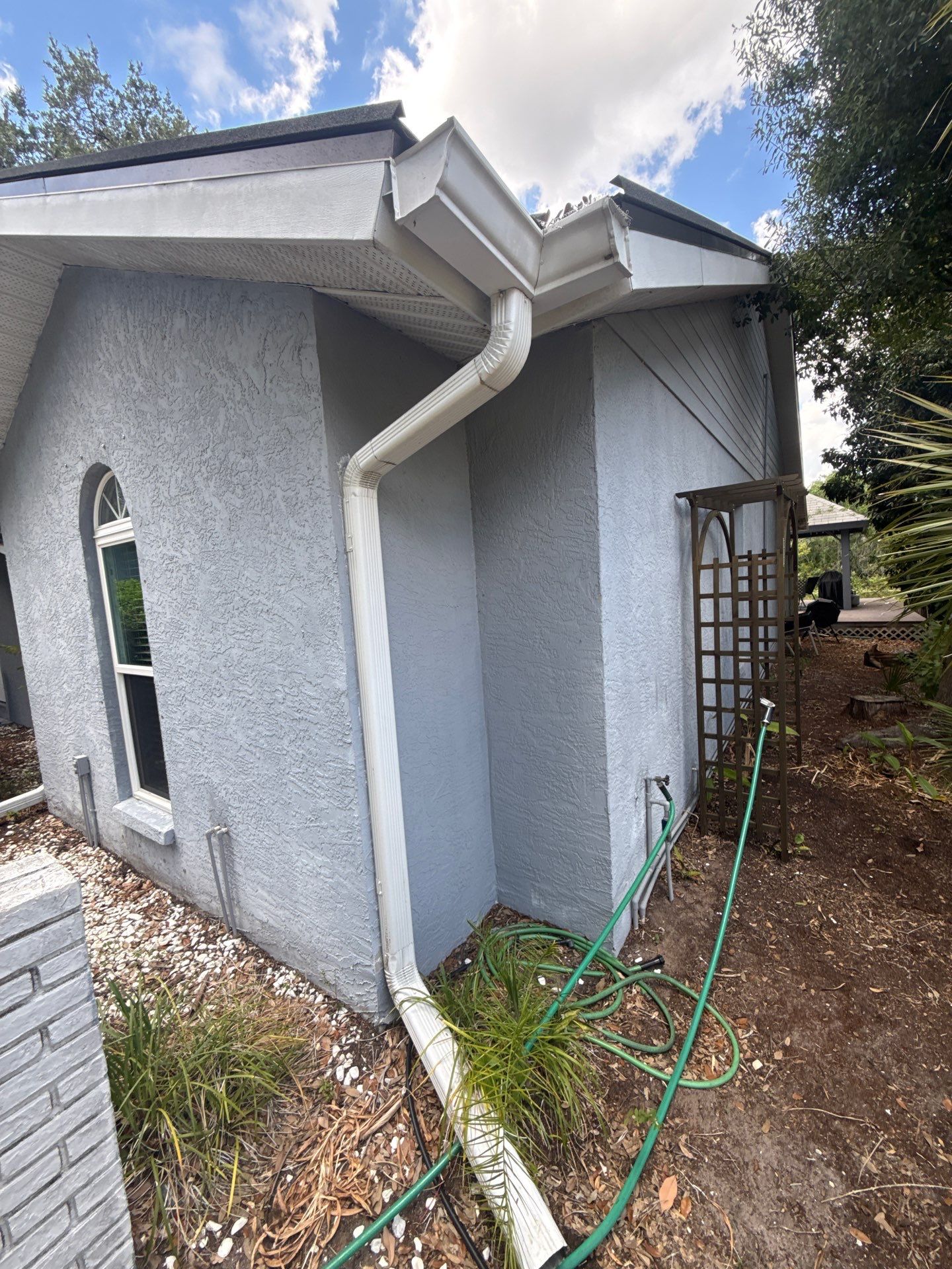 Gutter Guards Installation using Leaf Guard in Sarasota FL by Gutter Professors