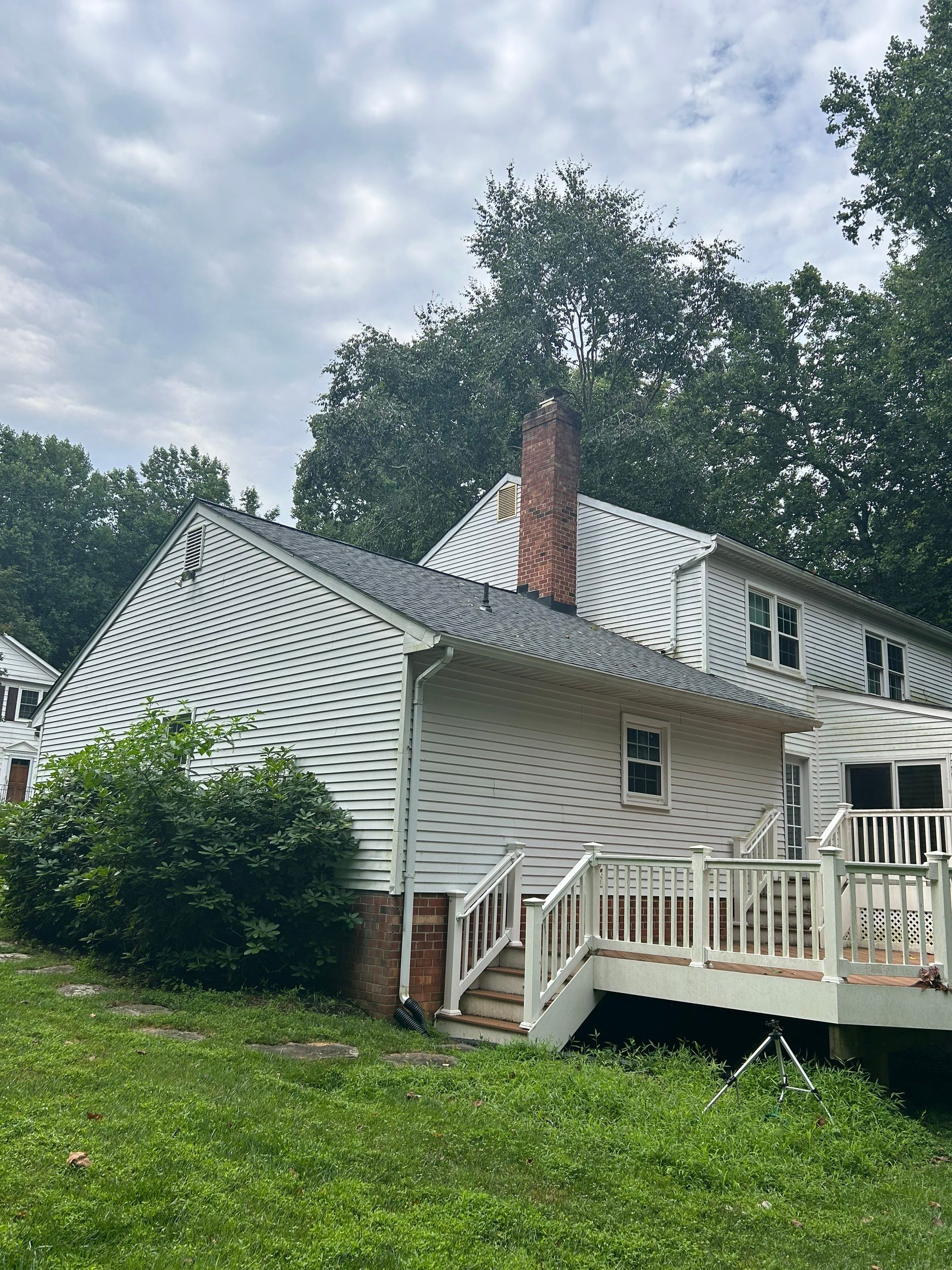 Oakton: Residential Roof Replacement with CertainTeed Landmark Designer Shingles in Pewter by RM Banning, Inc.