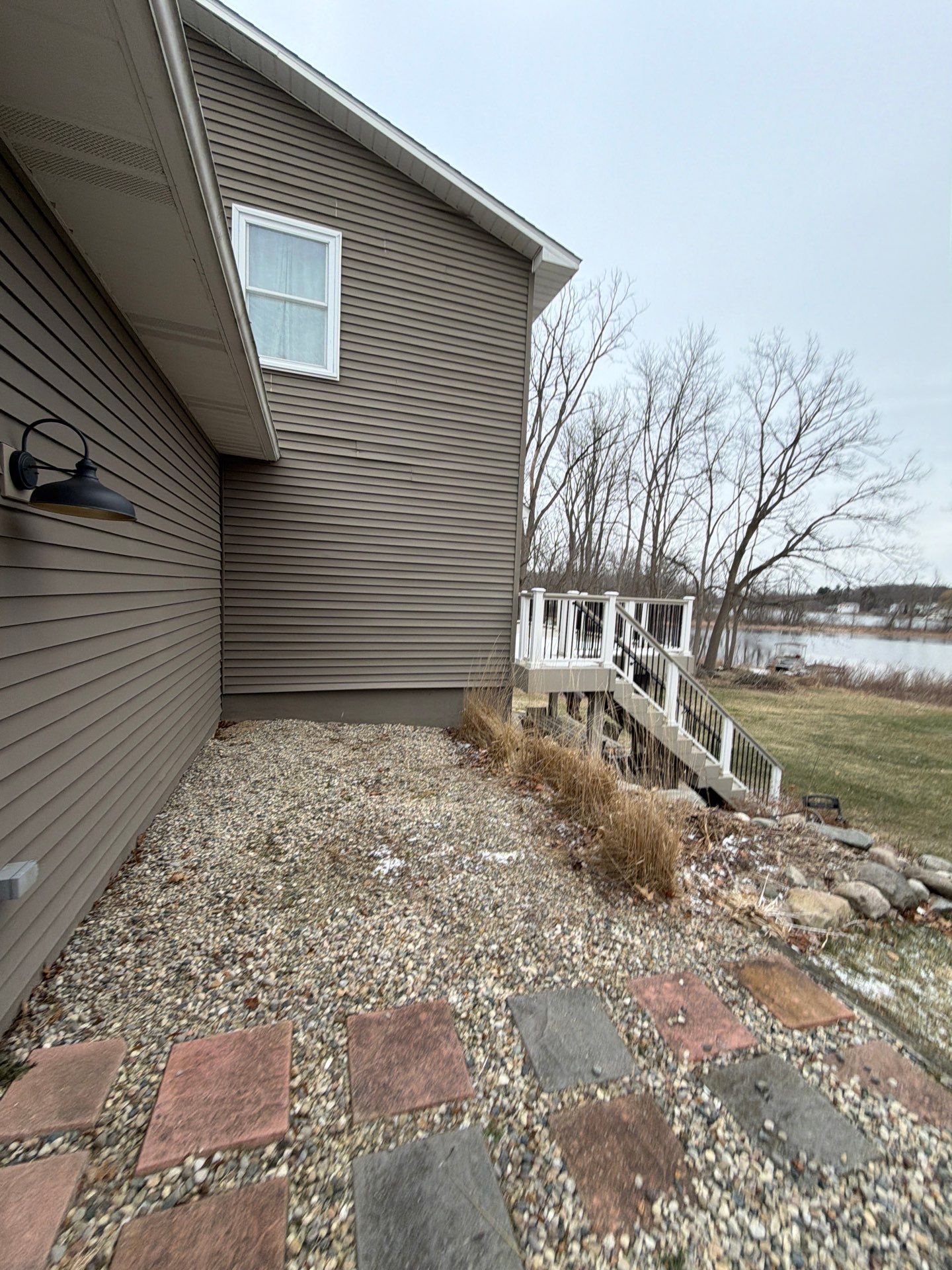 Siding Replacement using Alside Charter Oak D4.5" by 180 Contractors