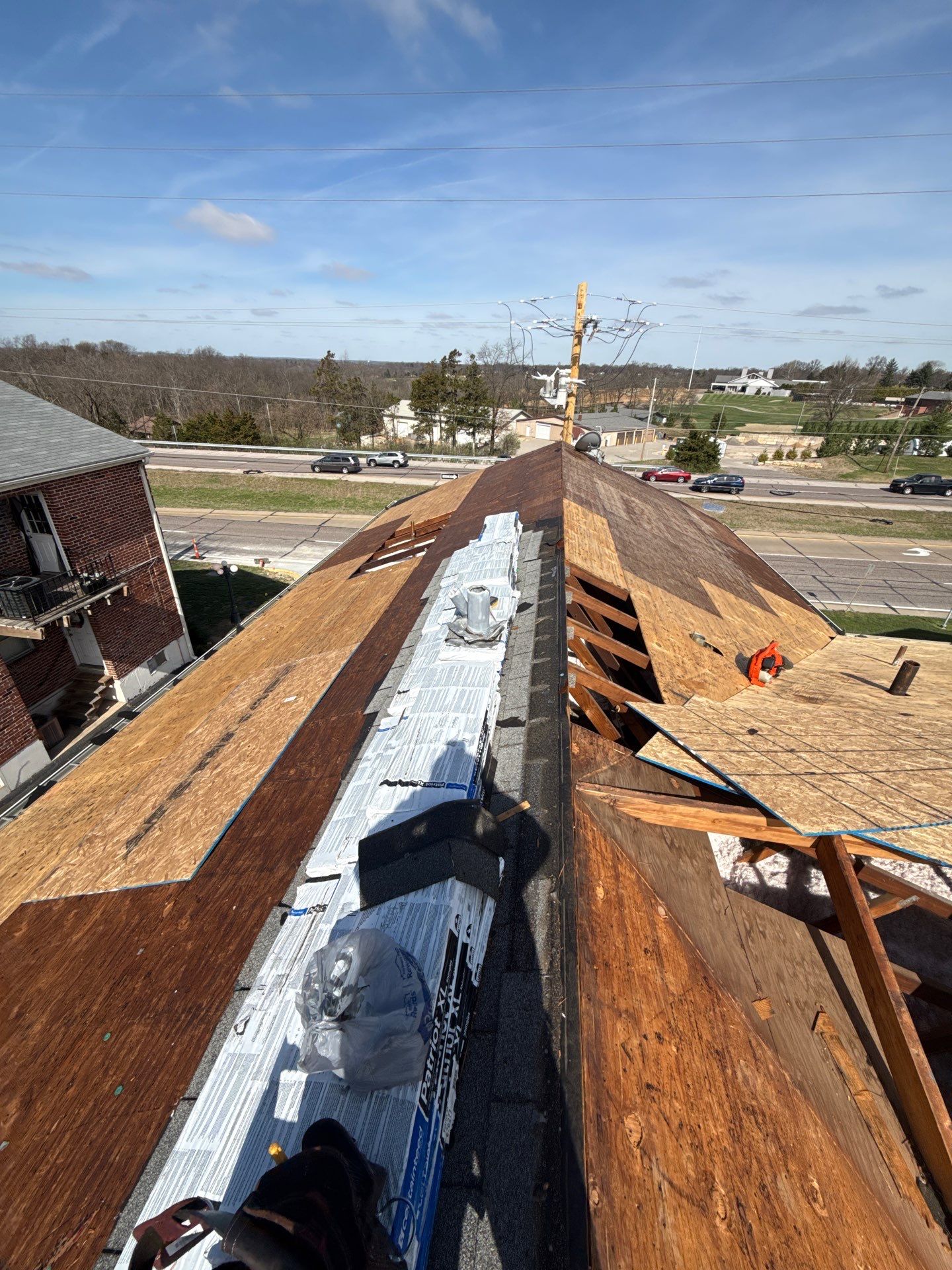 Multi-Unit Roof Replacement and Decking Repair in St. Louis by Acute Roofing And Exteriors 
