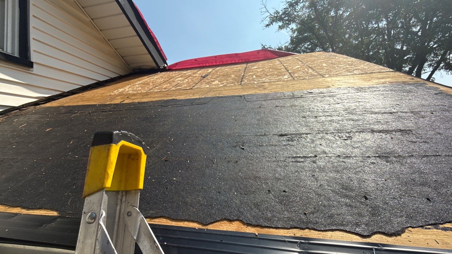 Roof Replacement using Owens Corning Onyx Black by 180 Contractors