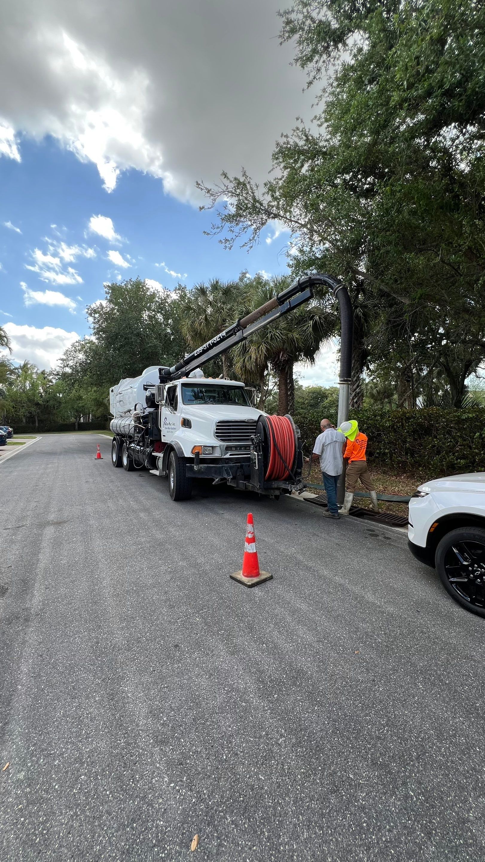 Estero Community Stormwater System Maintenance by APS Power & Water
