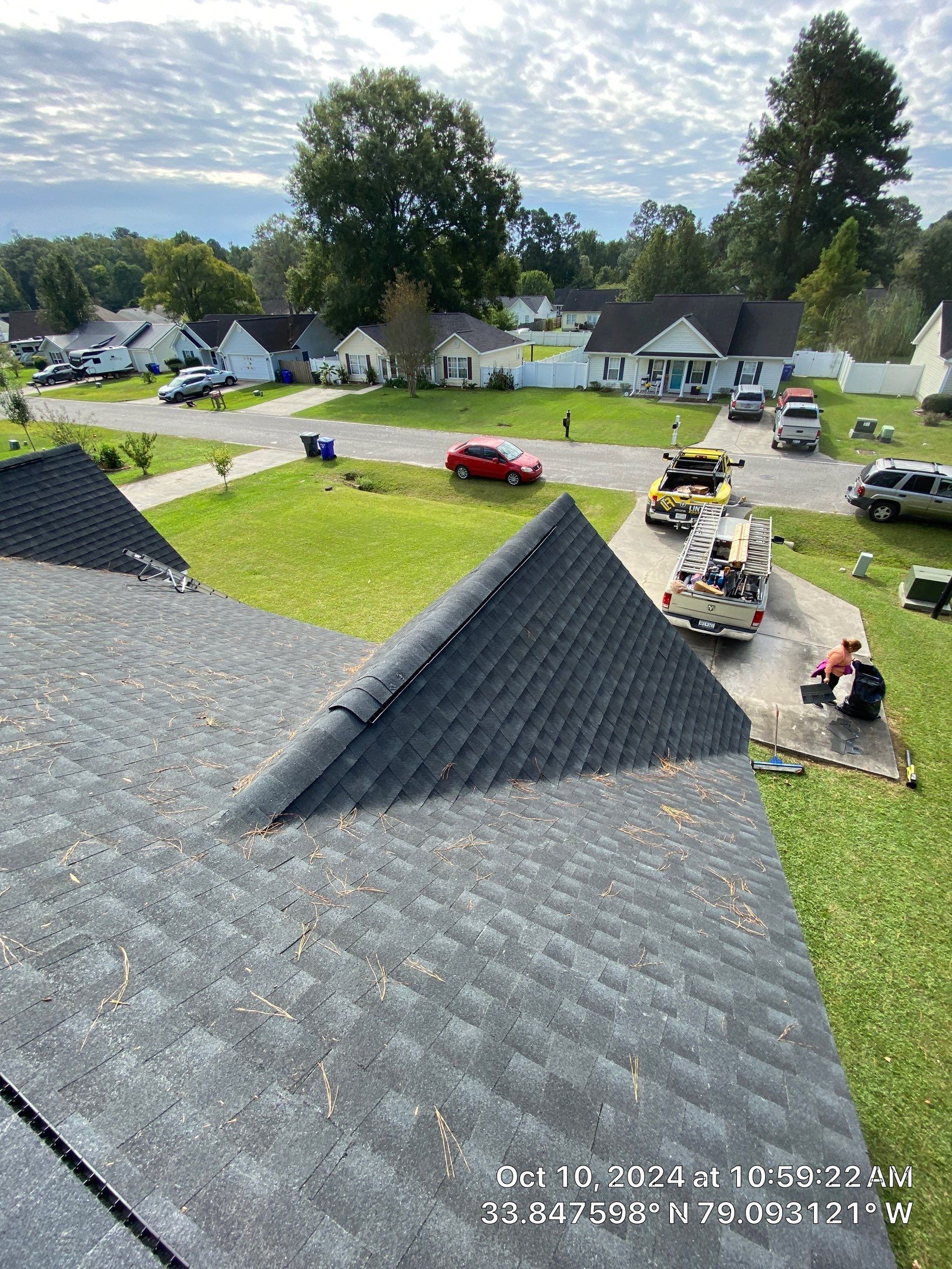 GAF HDZ - Charcoal by Linta Roofing Inc