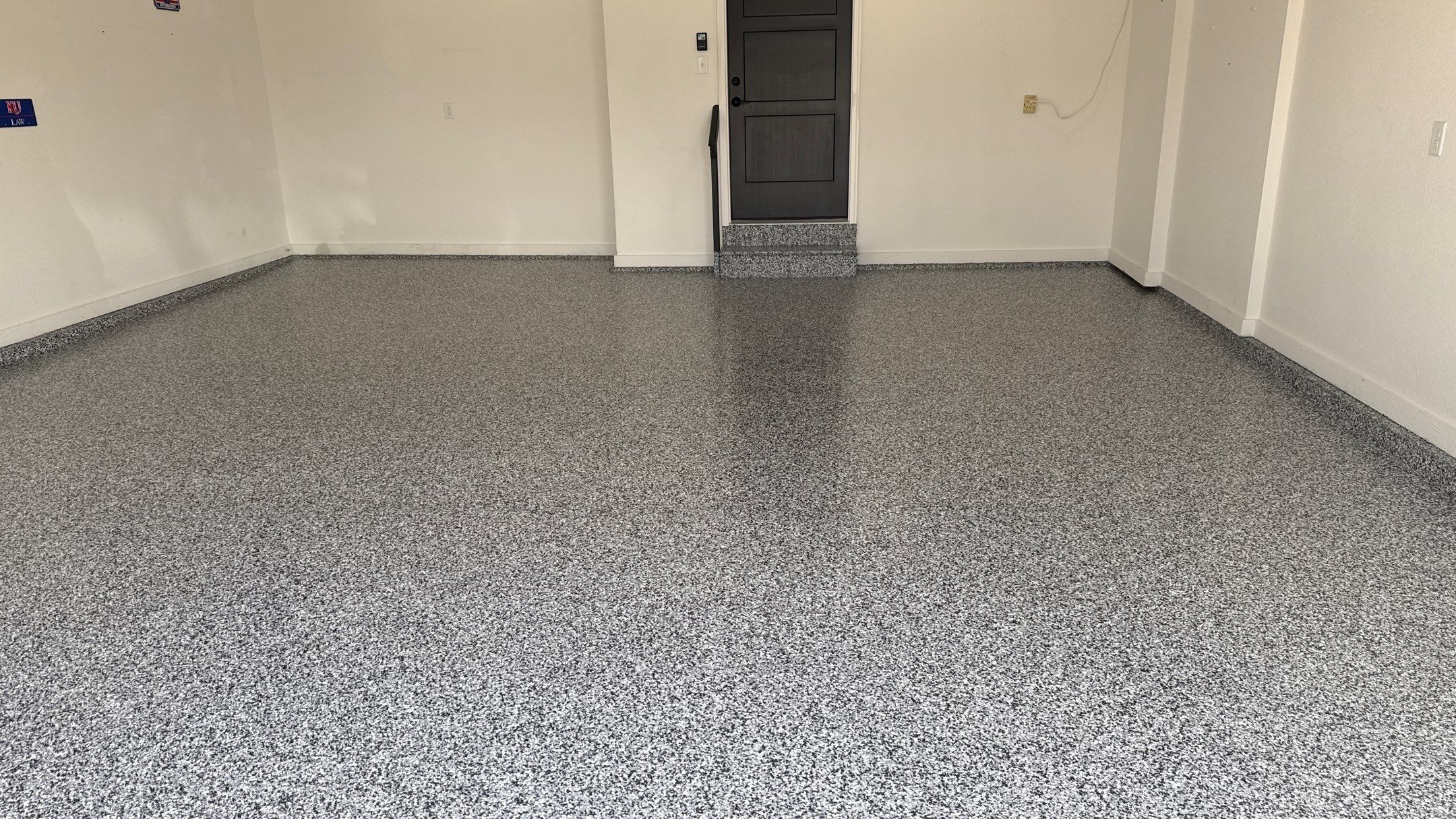 Jan's New Domino Floor Look by Banner Garage