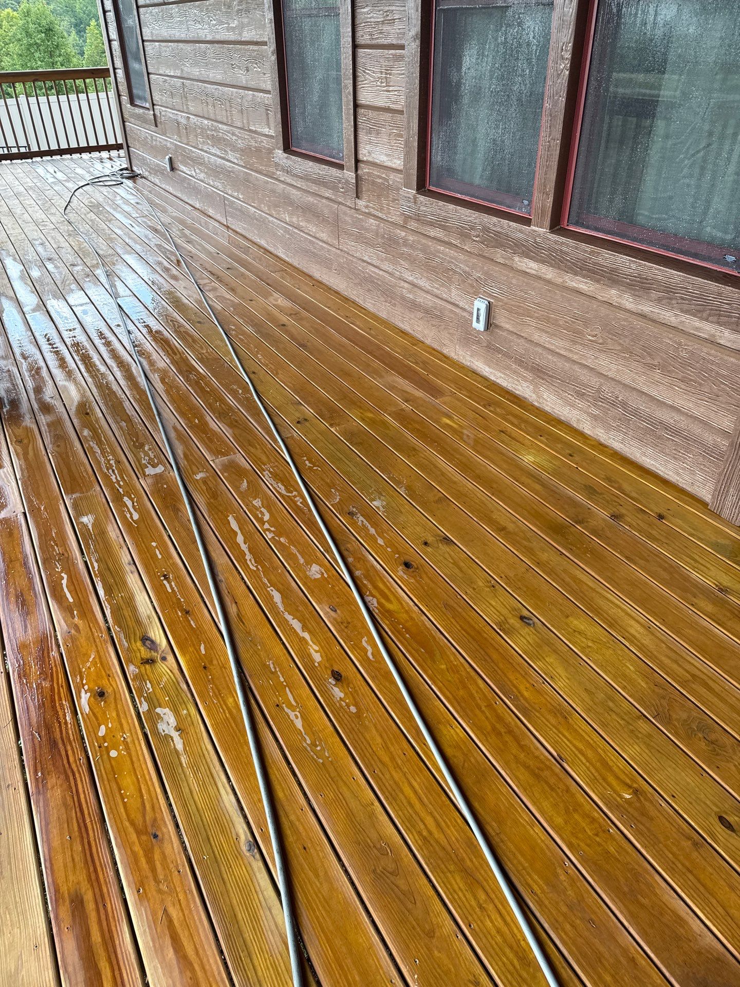 Wood Deck using Wood Sealant by DuraSeal