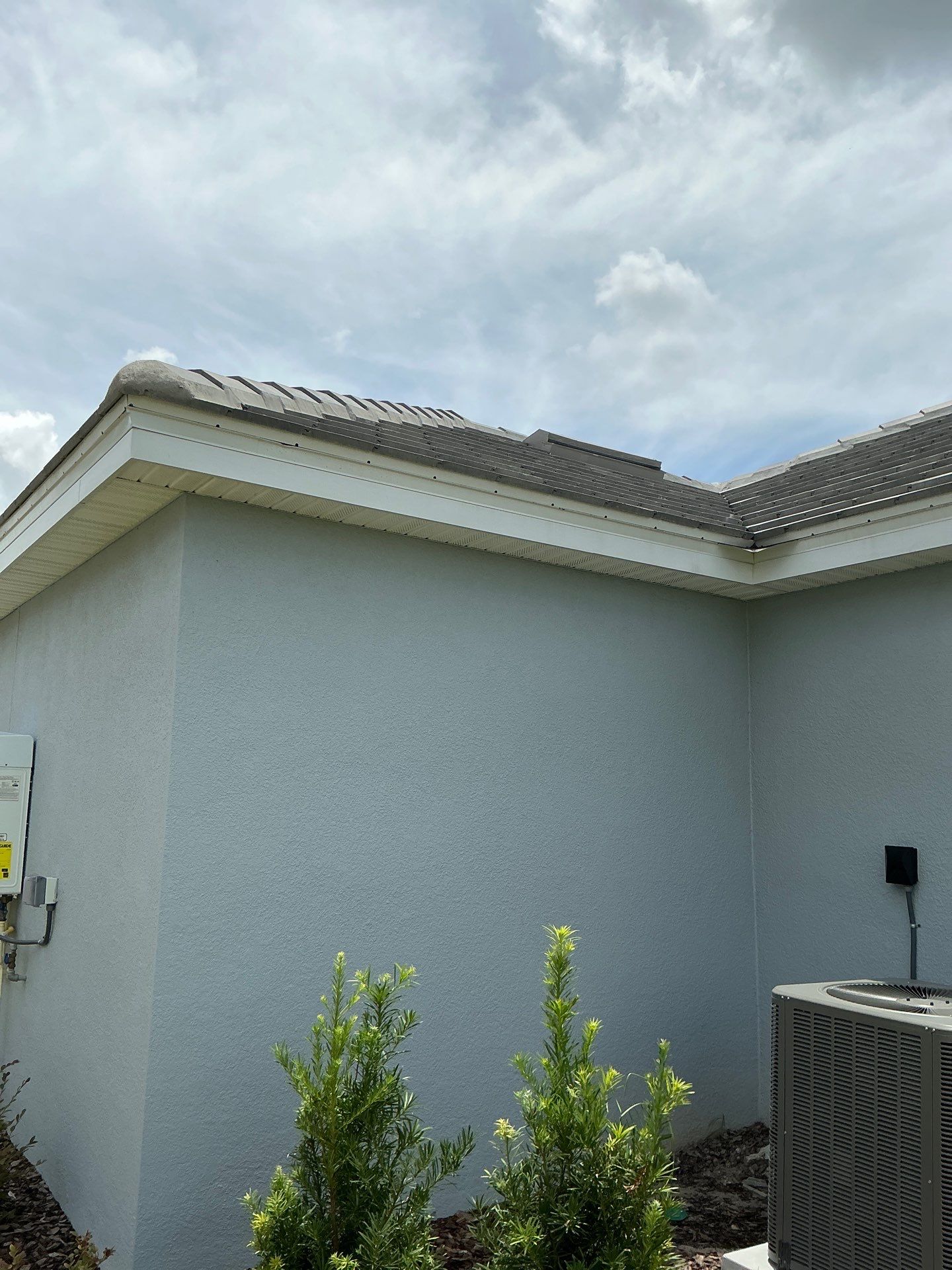 6-INCH White Gutter Installation in Palmetto FL by Gutter Professors