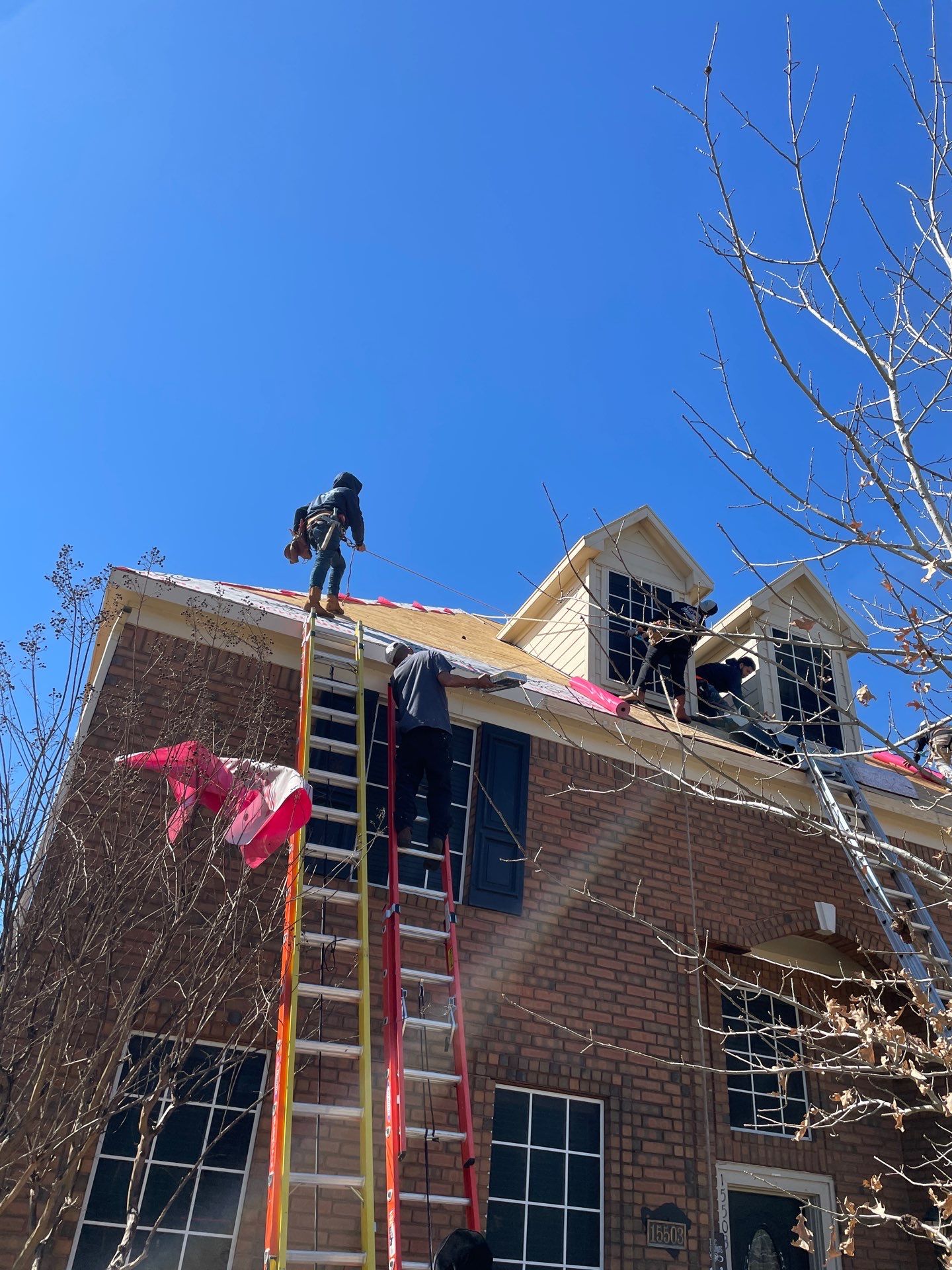 Residential Roofing Installation using Owen's Corning Duration (Lifetime) Shingles by Roof Repair Company