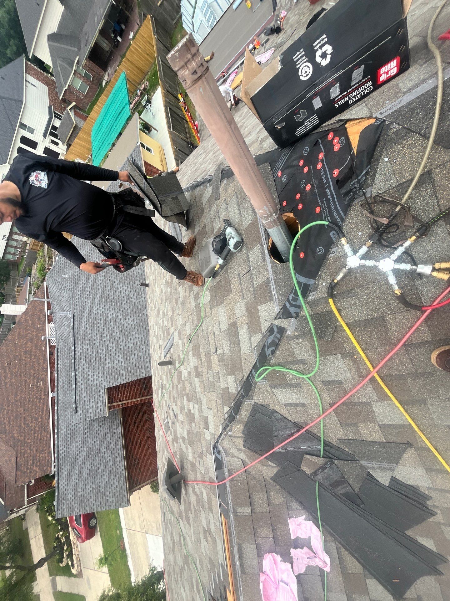 Residential Roofing Installation using Owen's Corning Duration (Lifetime) Shingles by Roof Repair Company
