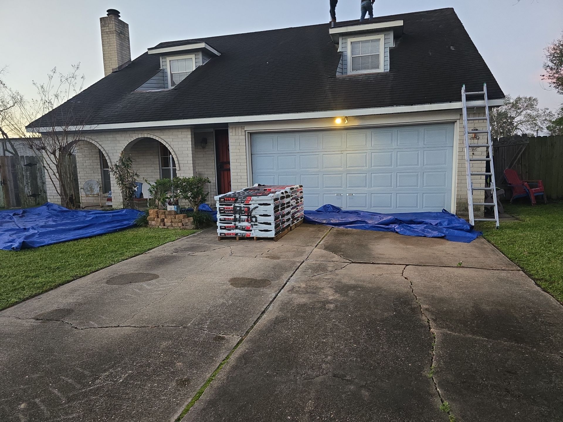 Roof Replacement Sugarland by Roof Repair Company