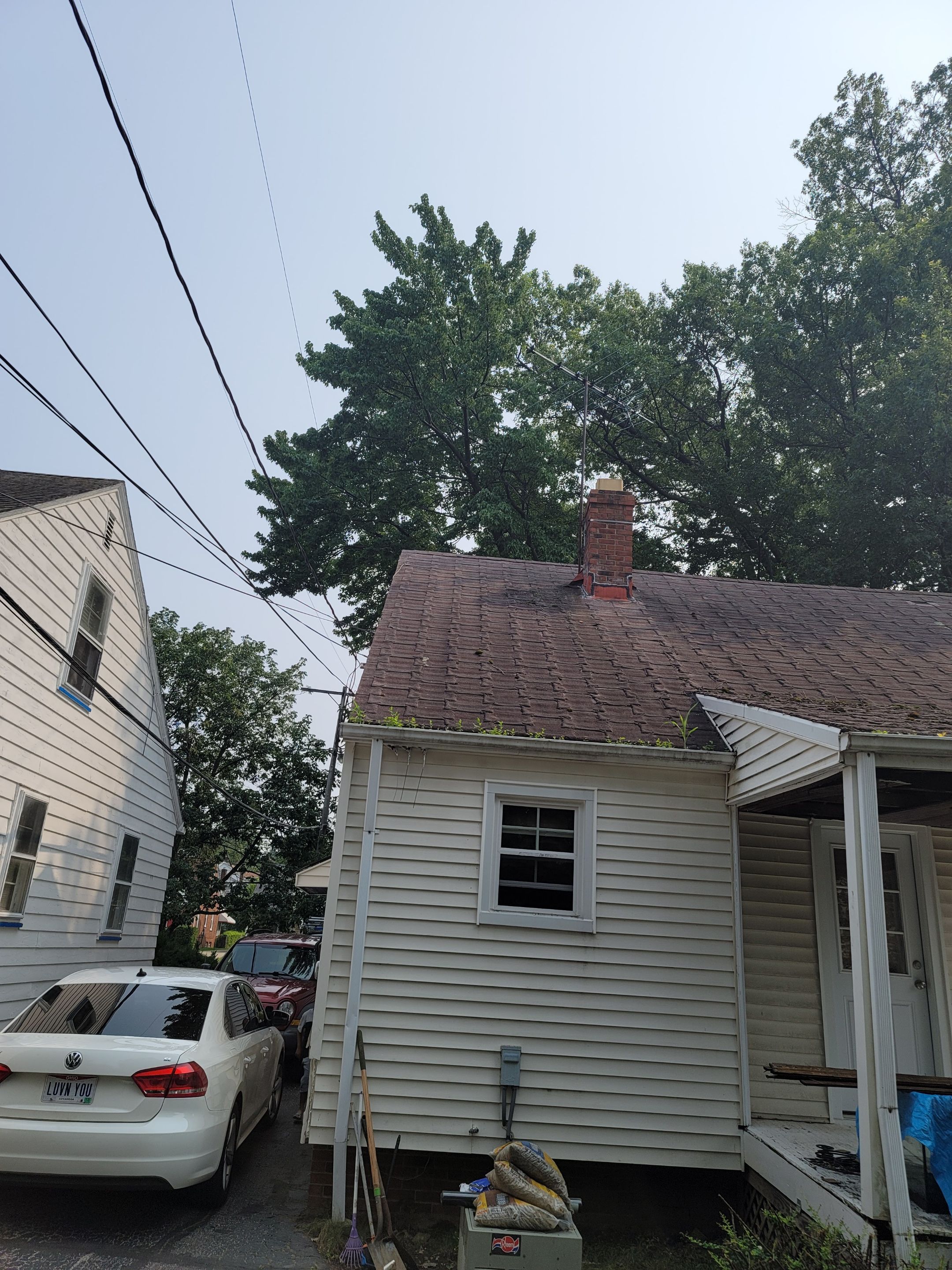 ATLAS PINNACLE COLOR: SCOTCHGARD BLACK DRIP EDGE: WHITE by Eagle Eye Roofing