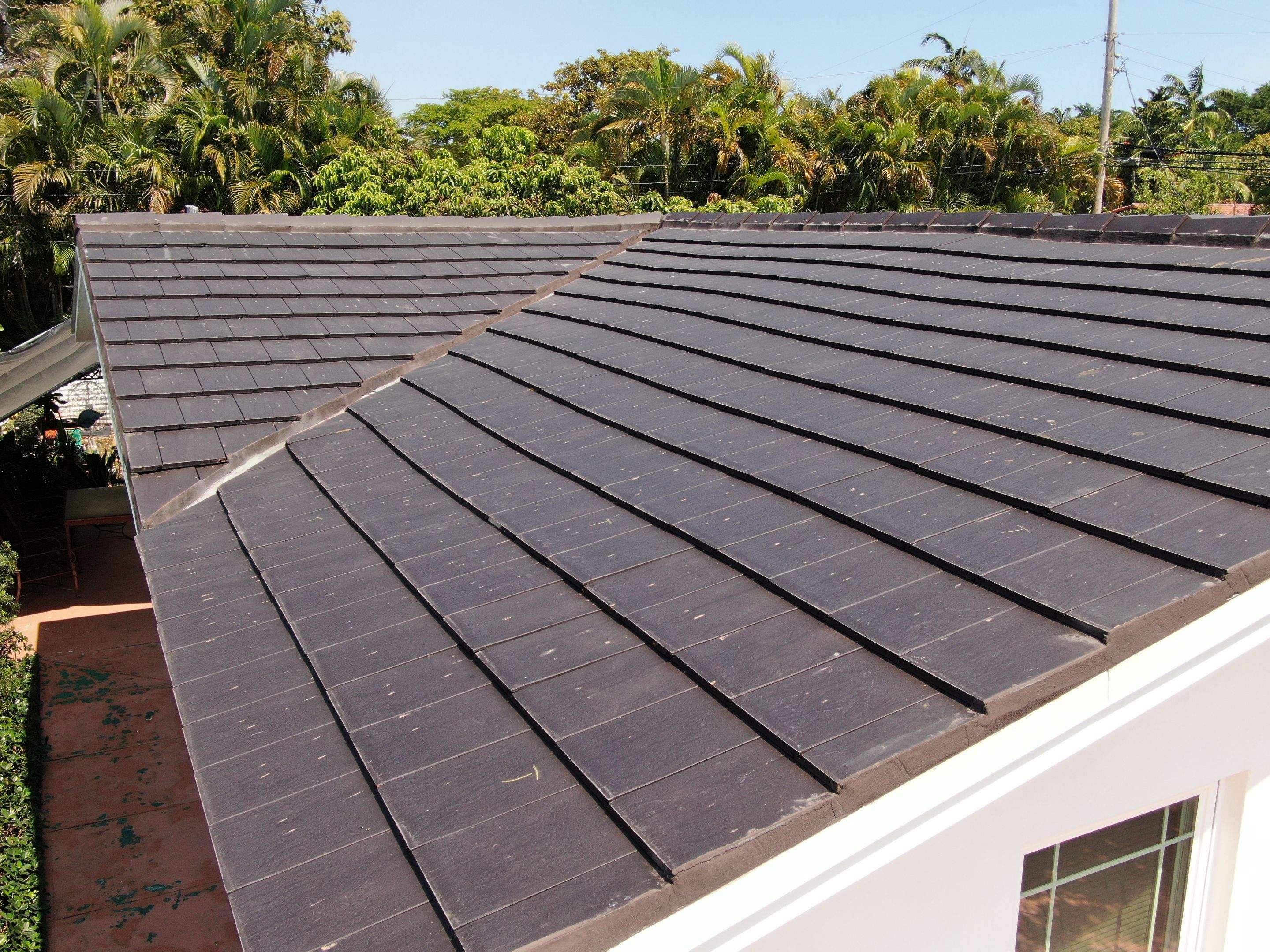 Verea - Flat - Slate by Istueta Roofing