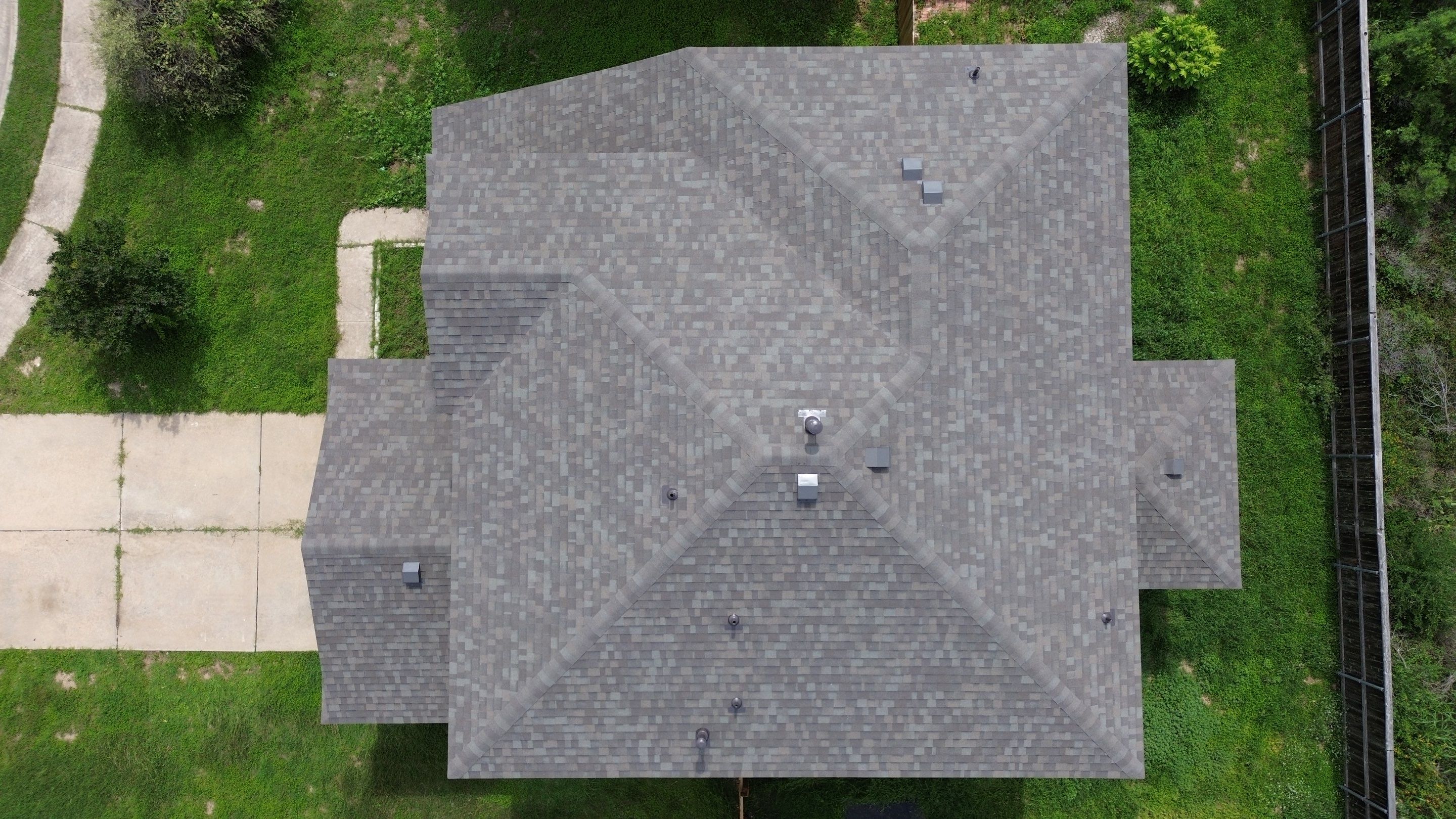 Roof Replacement in Round Rock, TX | Owens Corning Oakridge Driftwood Shingles by Kstylez Roofing & Construction