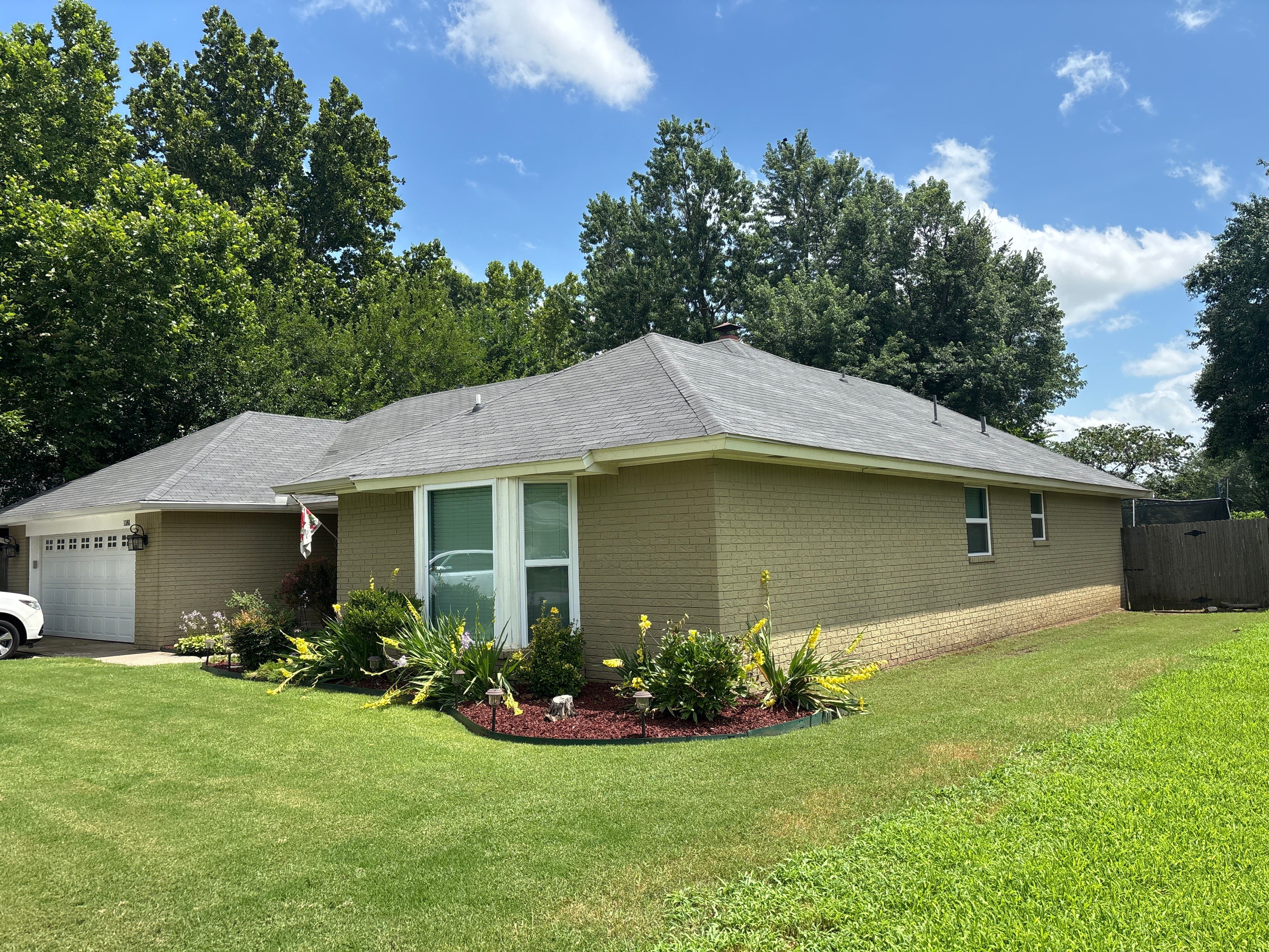 GAF Timberline HDZ Reroof - Gutters, Garage Door & Full Upgrade - Norman, OK by 5Coat Roofing & Construction