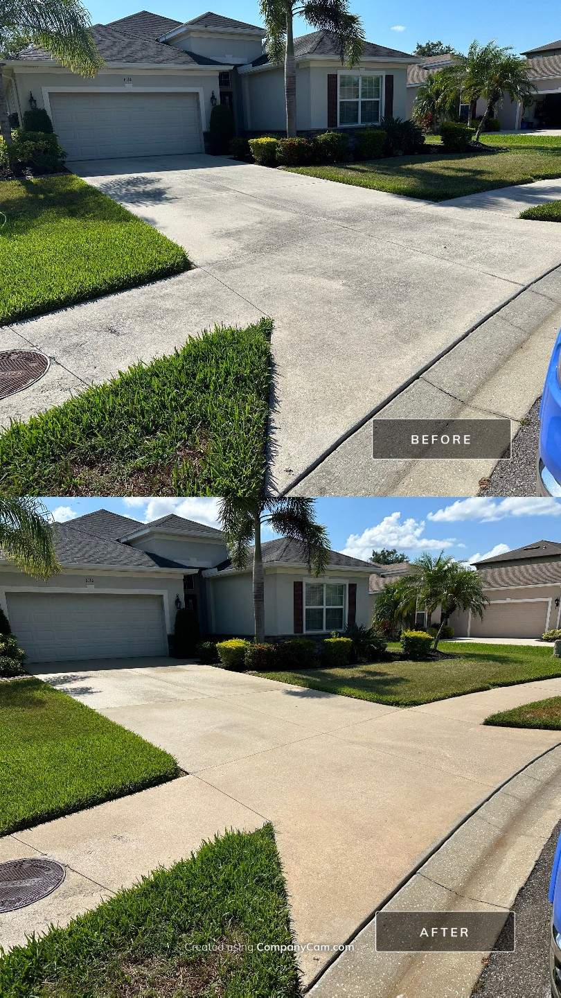 🚗 Concrete Driveway & Sidewalk Cleaning – Old Mill Preserve, Palmetto, FL by Sunshine AquaWash