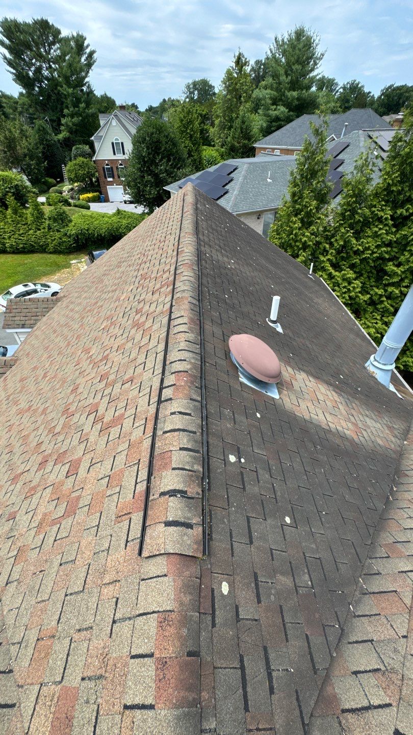 McLean: Residential Roof Installation with Landmark Pro Designer Shingles in Max Def Moire Black by RM Banning, Inc.