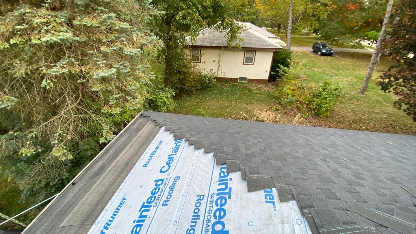 Roof Replacement using CertainTeed Landmark by 180 Contractors