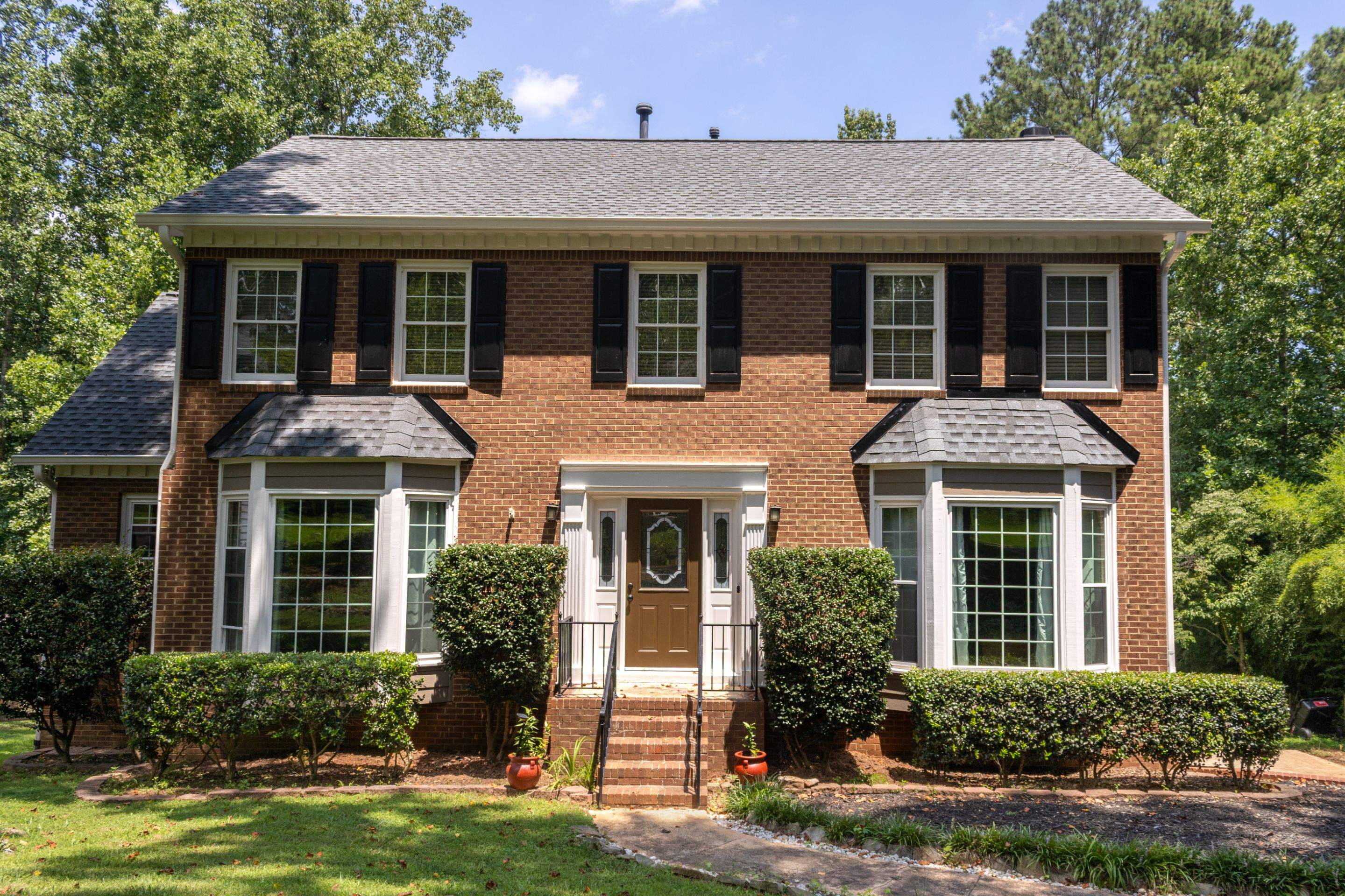 Siding Replacement and Exterior Painting using James Hardie Lap Siding and Sherwin Williams Paint by Nelson Exteriors 