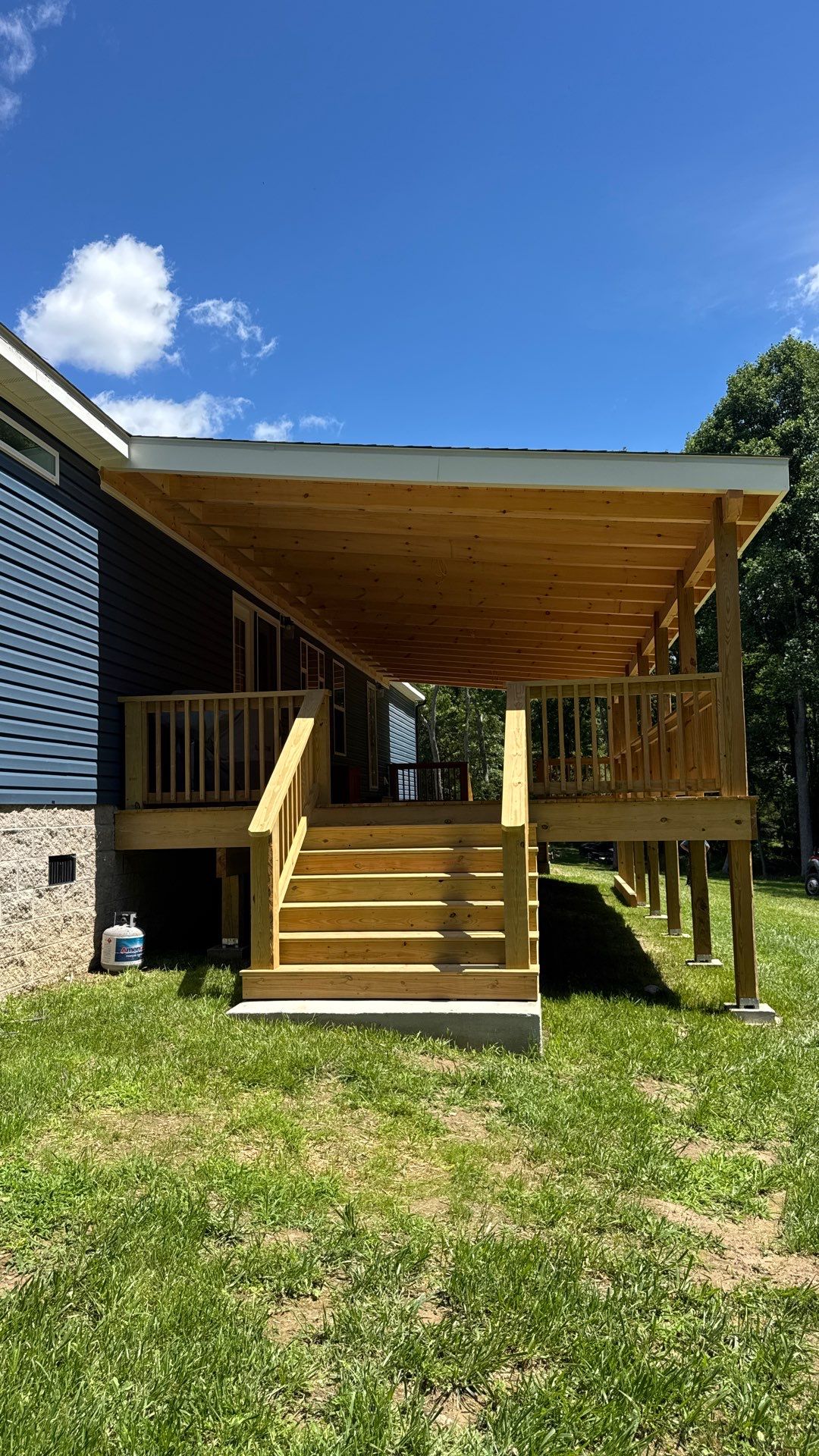 Custom Covered Deck and Porch Construction in Ronceverte, West Virginia by Walnut Hollow Decks & Outdoor Living