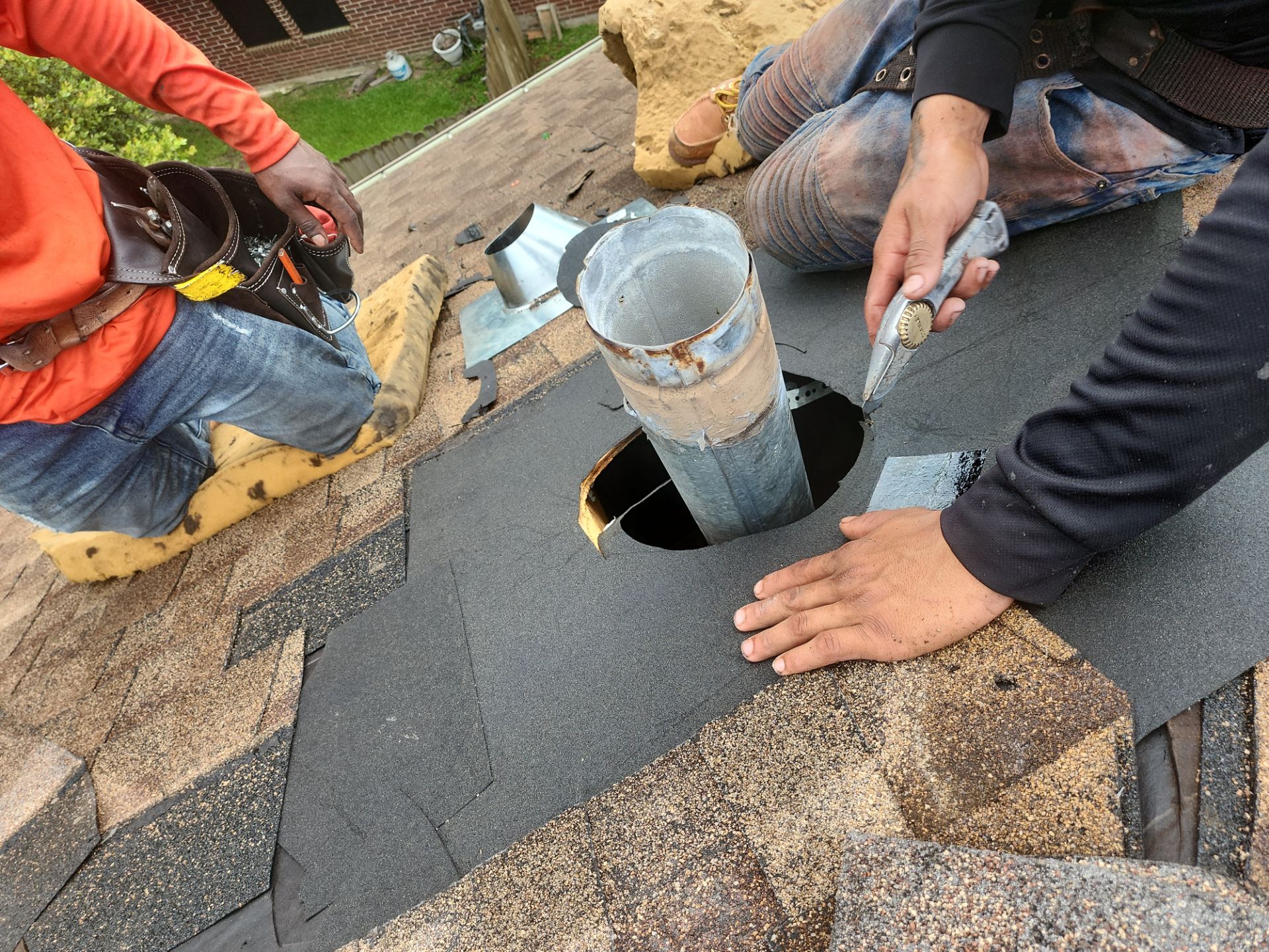 Hail Damage using Owen's Corning Duration (Lifetime) Shingles by Roof Repair Company