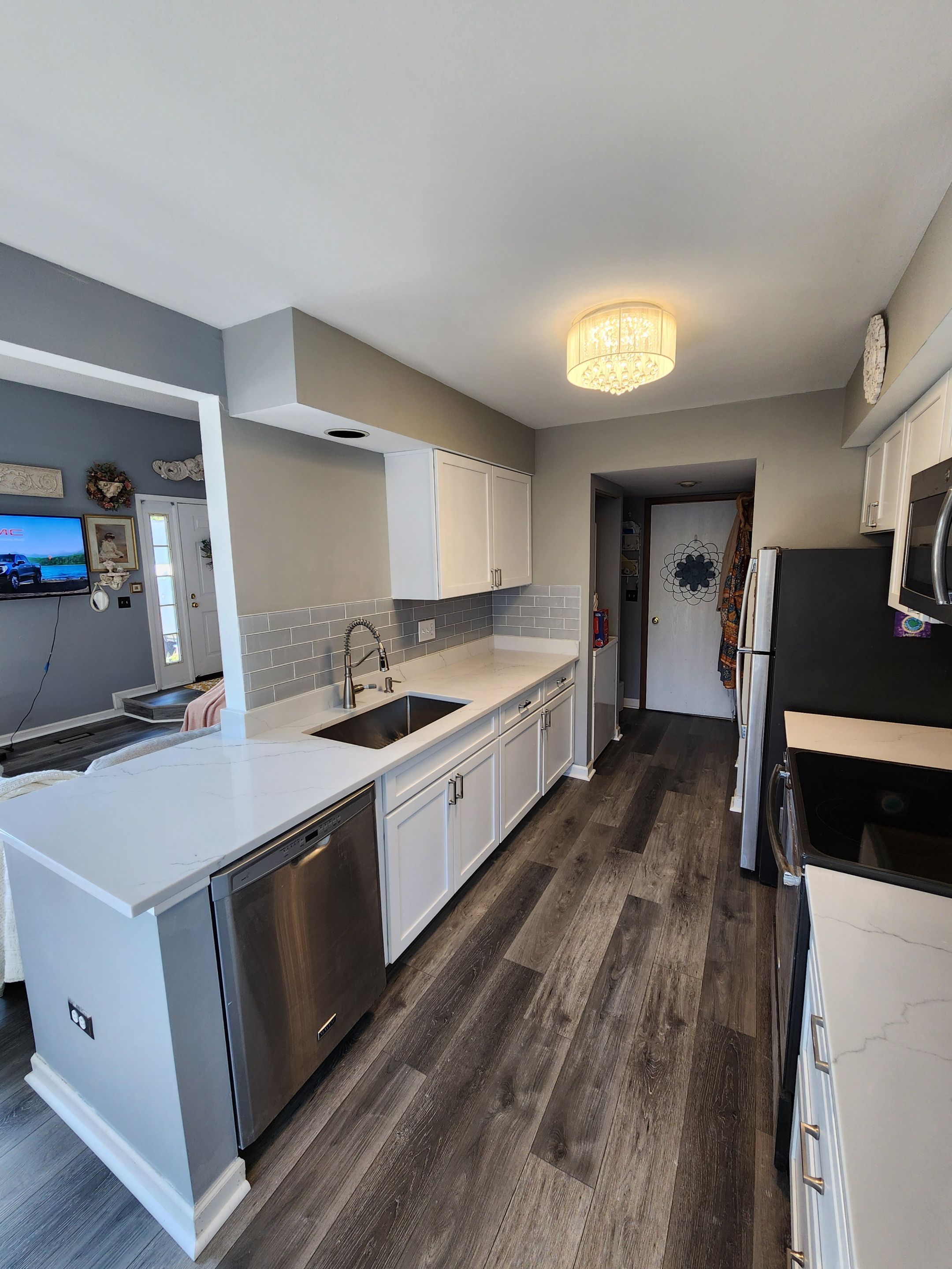 Dated Kitchen Transformation by Snap Home Solutions