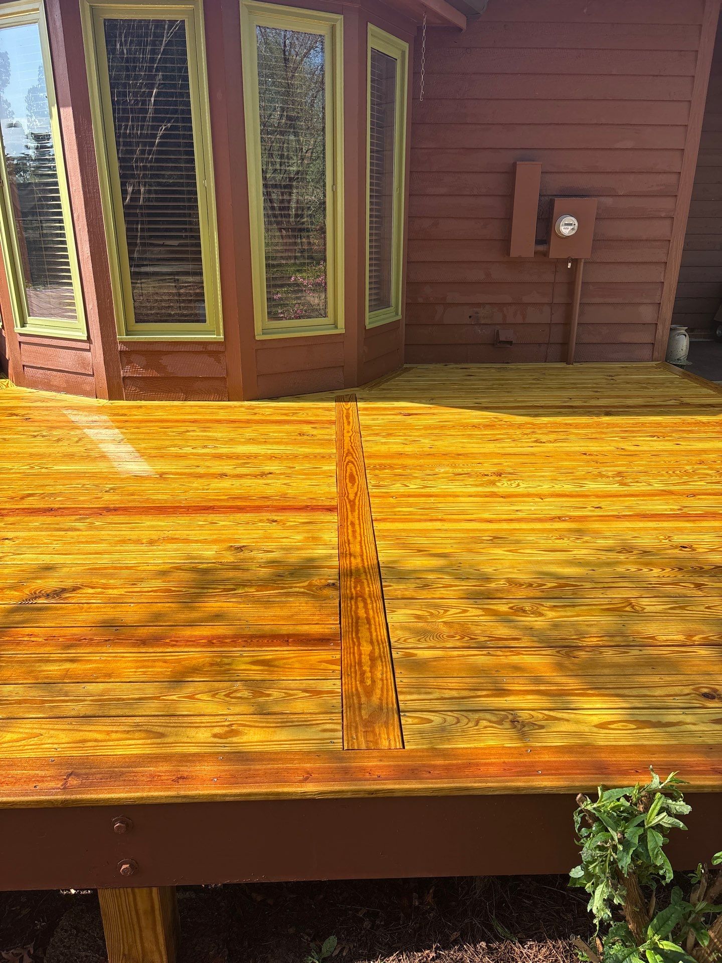 Deck using Wood Sealant by DuraSeal