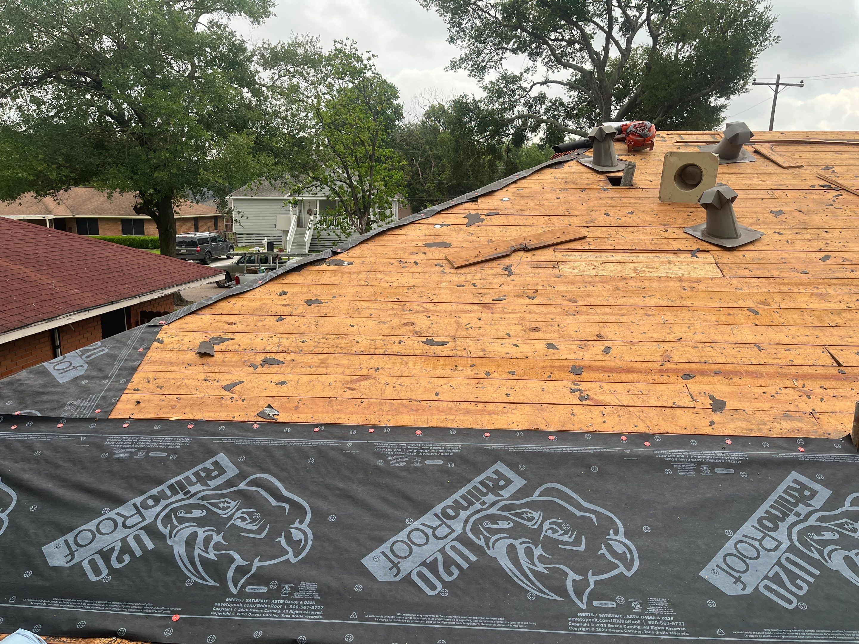 Residential Roofing Installation using Owen's Corning Duration by Roof Concepts Construction