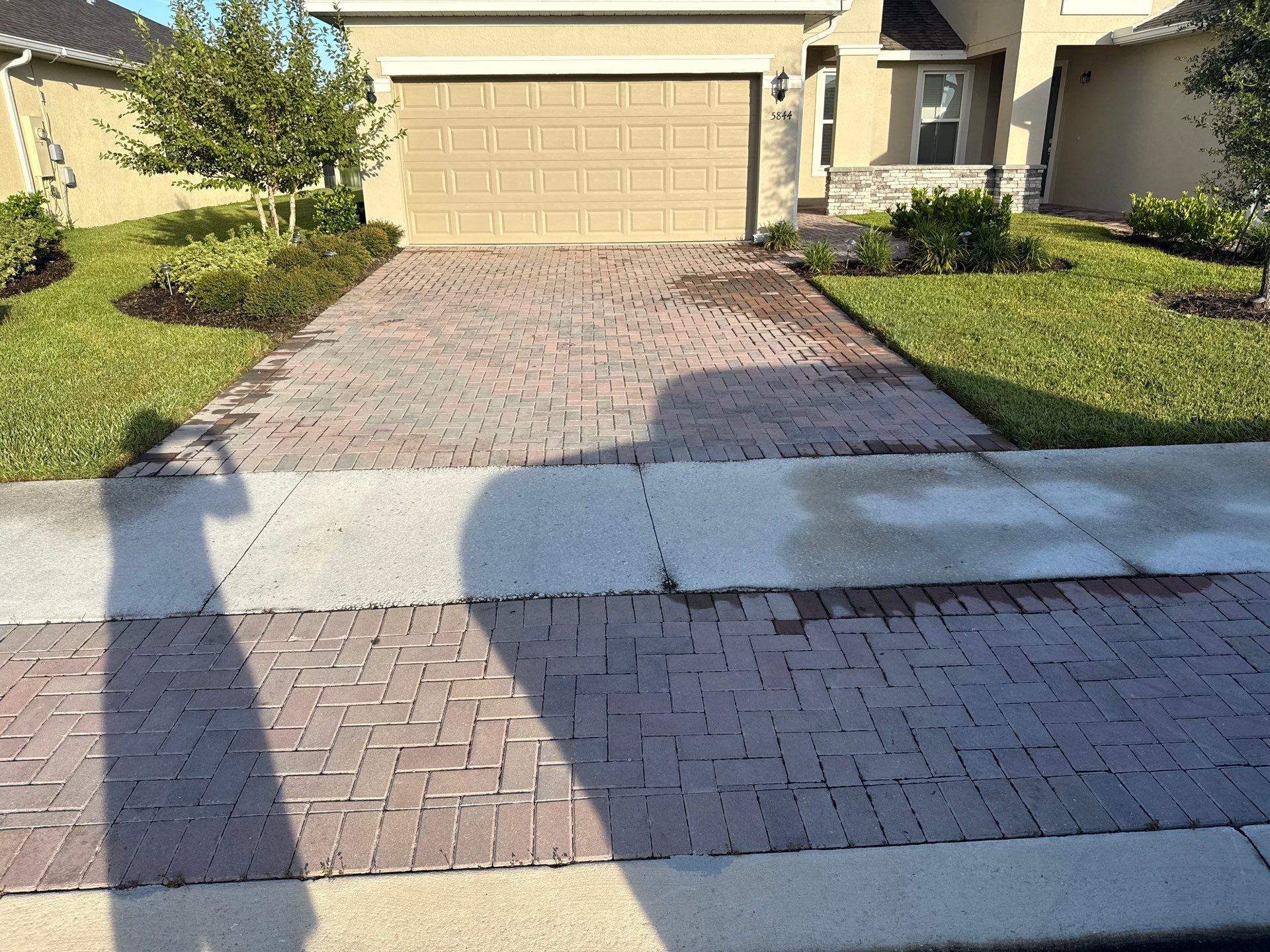 Complete House Wash, Driveway & Lanai Cleaning – Trevesta, Palmetto FL by Sunshine AquaWash