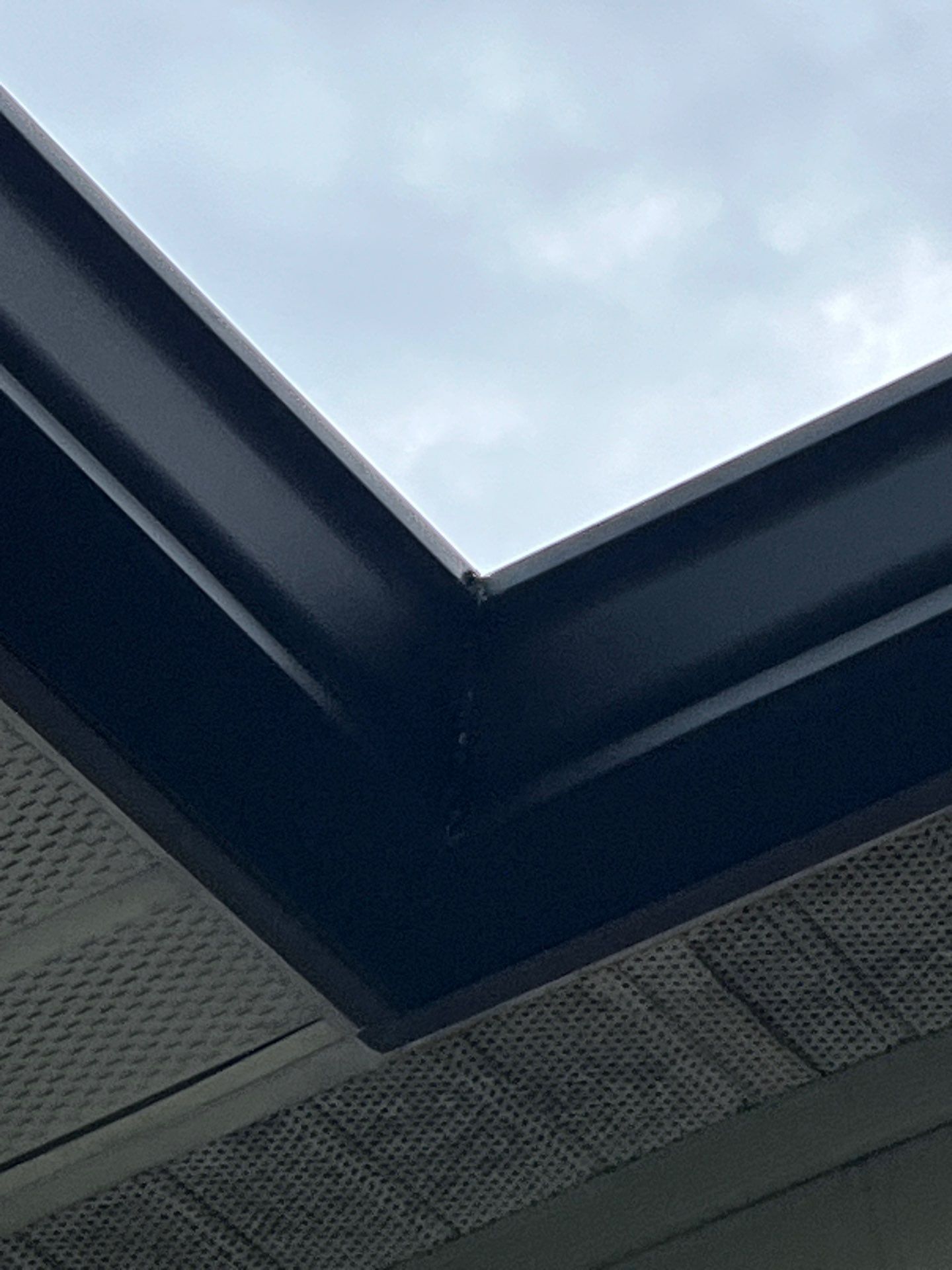 Hollingshead Residence by Omnia Roofing