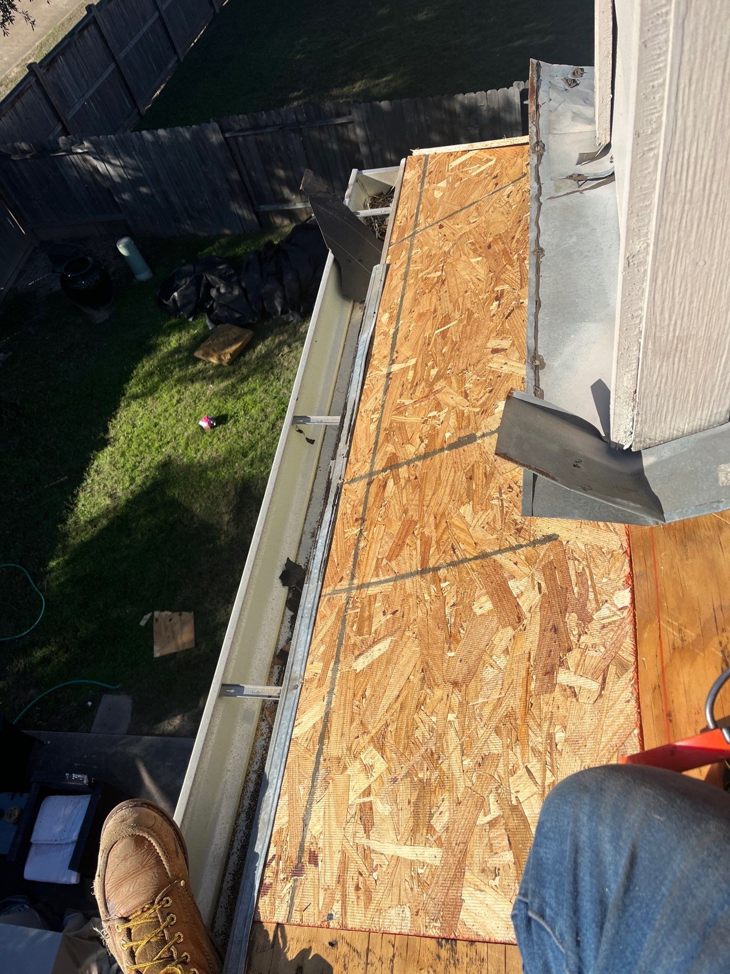 Residential Roofing Installation using Owen's Corning Duration (Lifetime) Shingles by Roof Repair Company