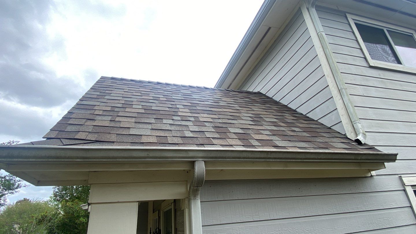 Residential Roofing Installation using Owen's Corning Duration (Lifetime) Shingles by Roof Repair Company