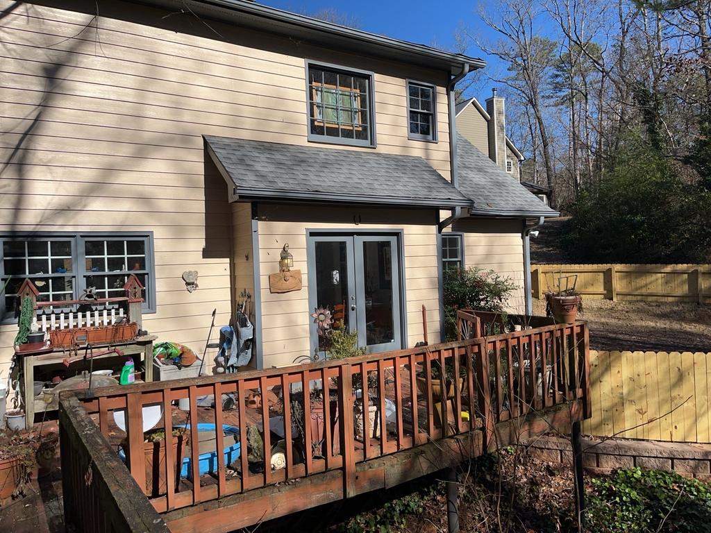 Trex Deck Build with Hybrid Railing in Lilburn, GA by Nelson Exteriors 