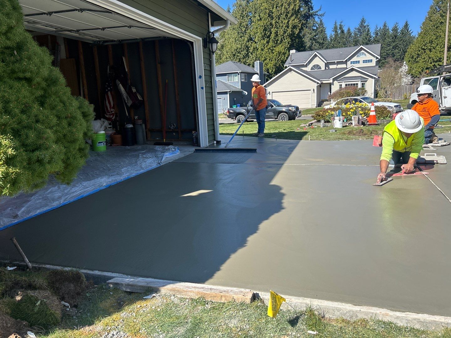 William | Concrete Driveway by Jireh Asphalt & Concrete Inc 