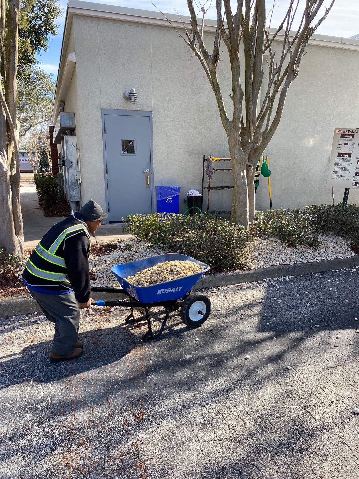 Larry’s Giant Subs | Rock & Mulch by ProGreen Services