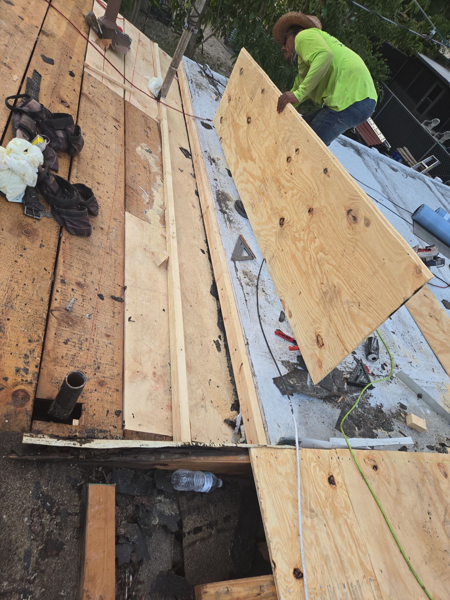 Project in Pinellas Park 33782 by Mitchell Roofing Company LLC 