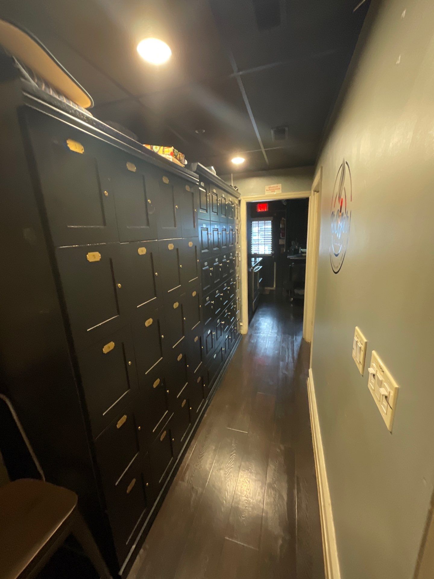 Commercial Interior Restaurant Bar Painting Glenside, PA by Groovy Hues
