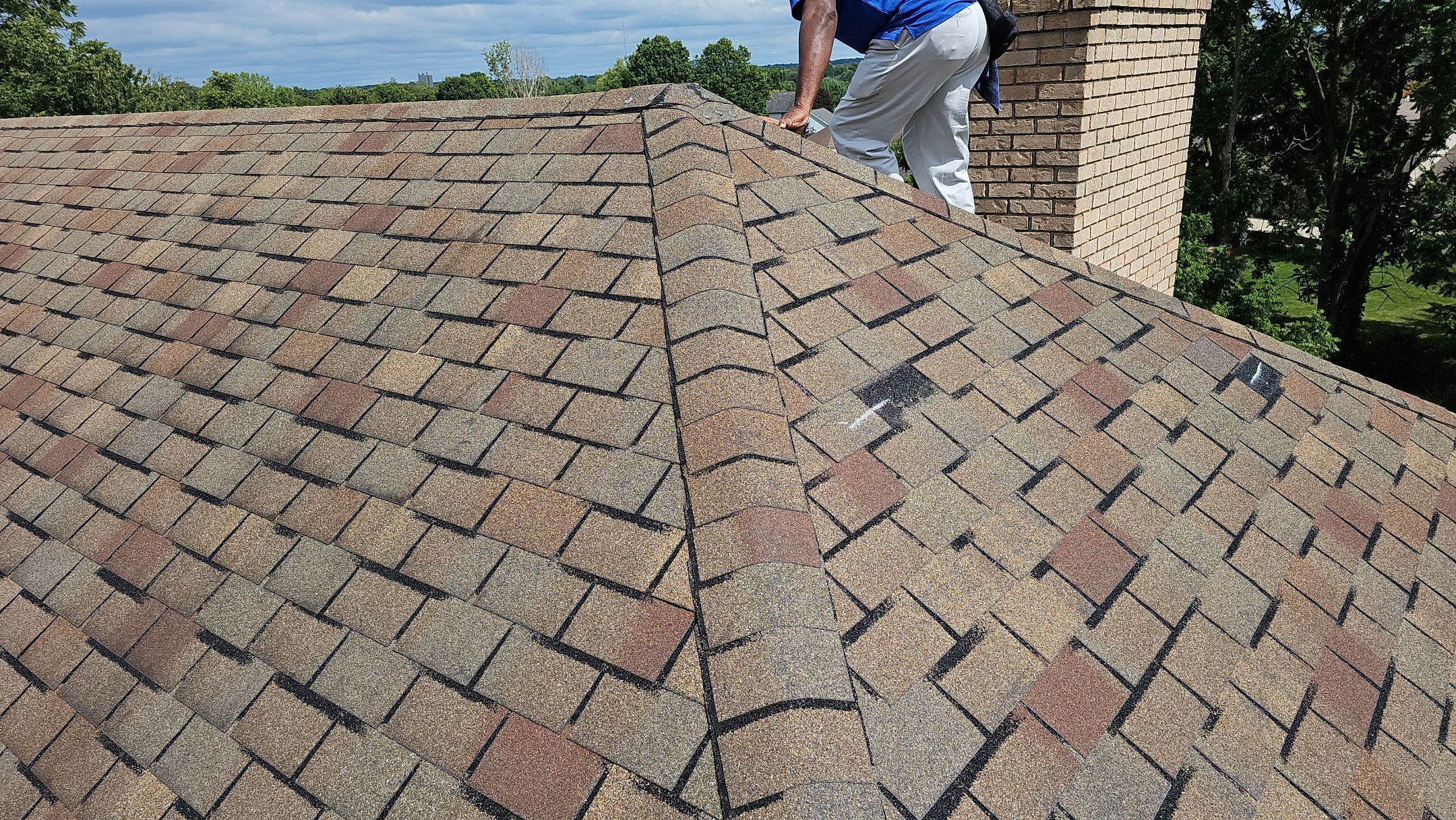 ATLAS PINNACLE COLOR: BLACK SHADOW, DRIP EDGE: BLACK by Eagle Eye Roofing