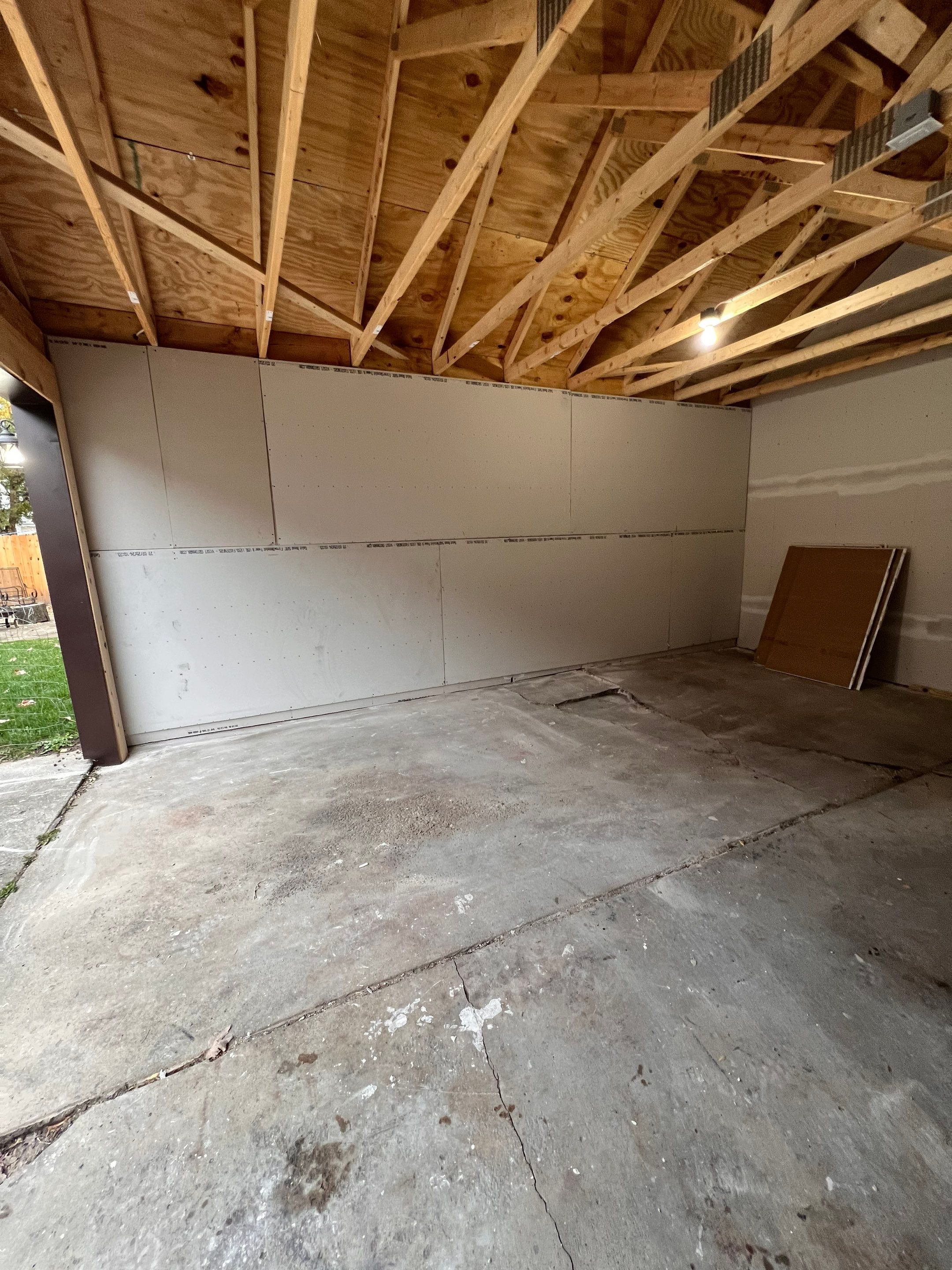 Garage Roof by Ivy Lea Construction