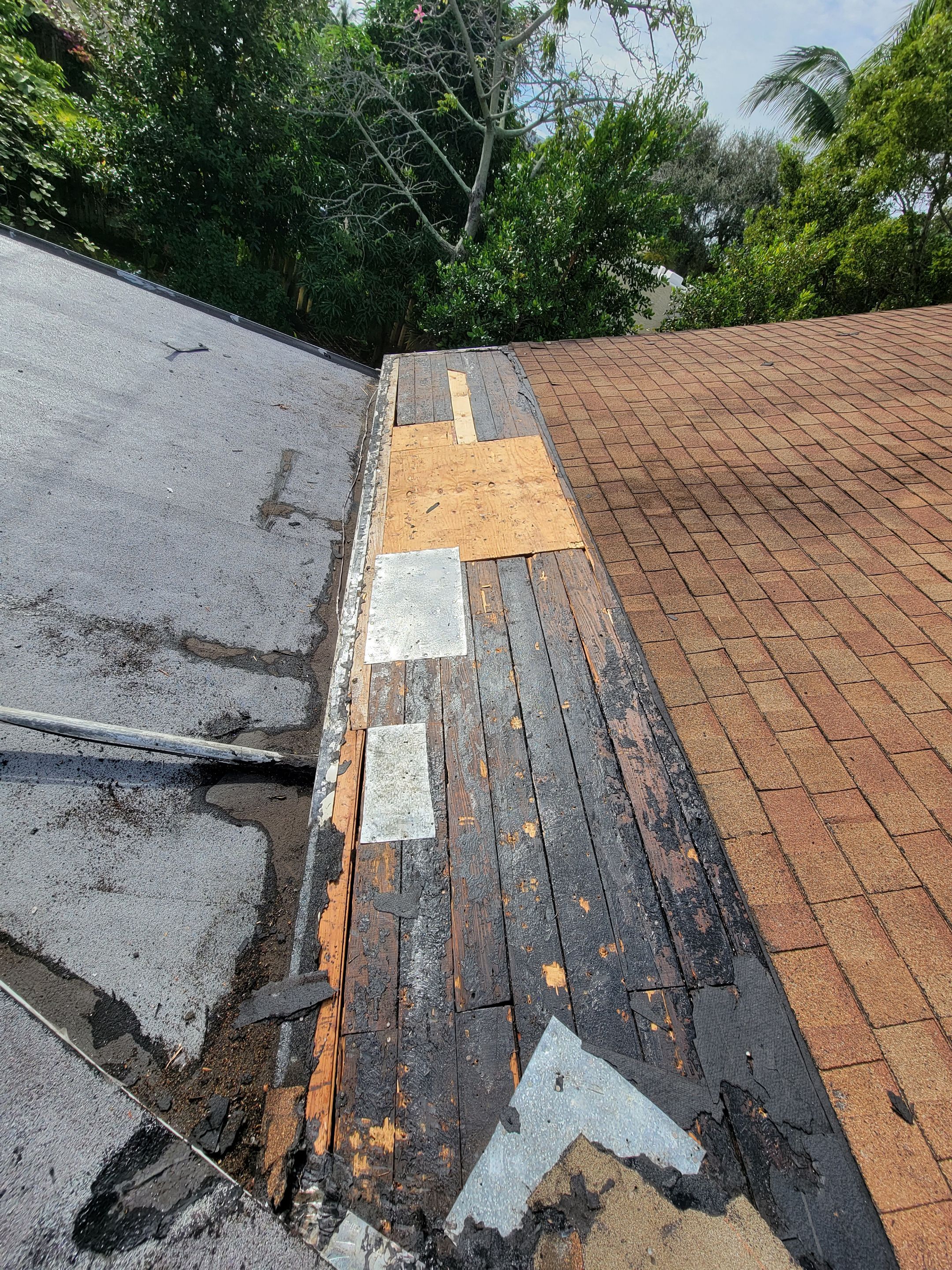 NE 5th Ave, Pompano Beach, FL by G&J Roofing 