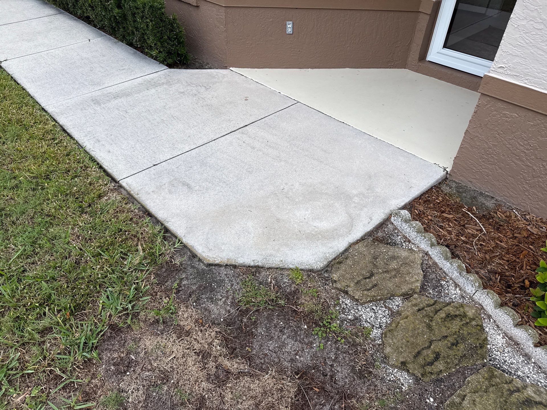 🚤 Captain’s Court Condos Exterior Cleaning – Terra Ceia, FL by Sunshine AquaWash