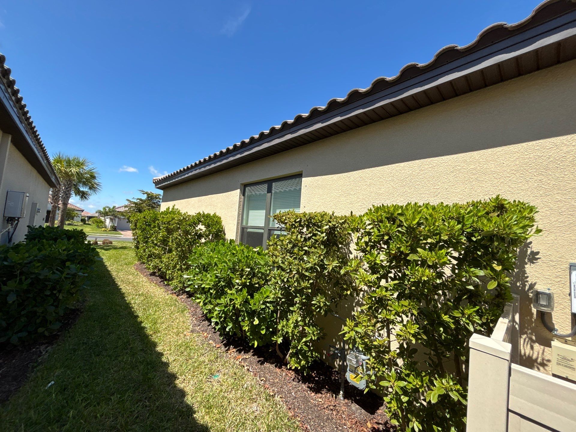 Premium 7-Inch Seamless Gutters in Lakewood Ranch FL by Gutter Professor by Gutter Professors