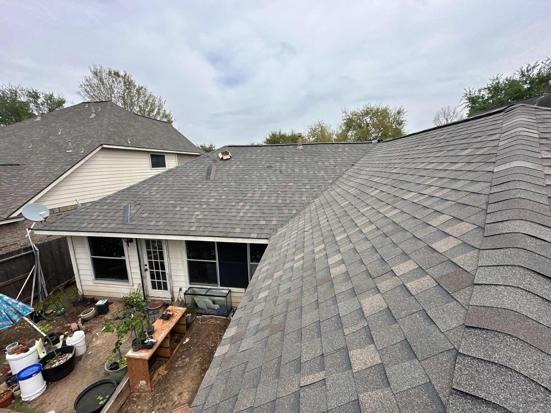 Residential Roofing Installation using Atlas Prolam by Motion Roofing
