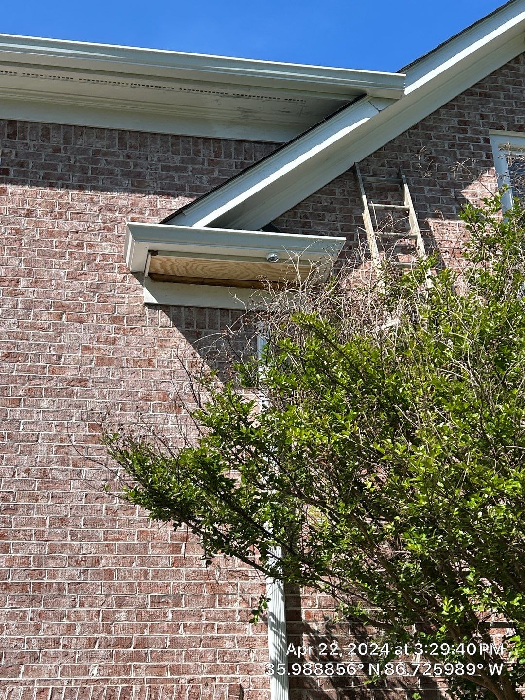 Brentwood - Sunset Rd. Exterior  by Nashville House Painters 